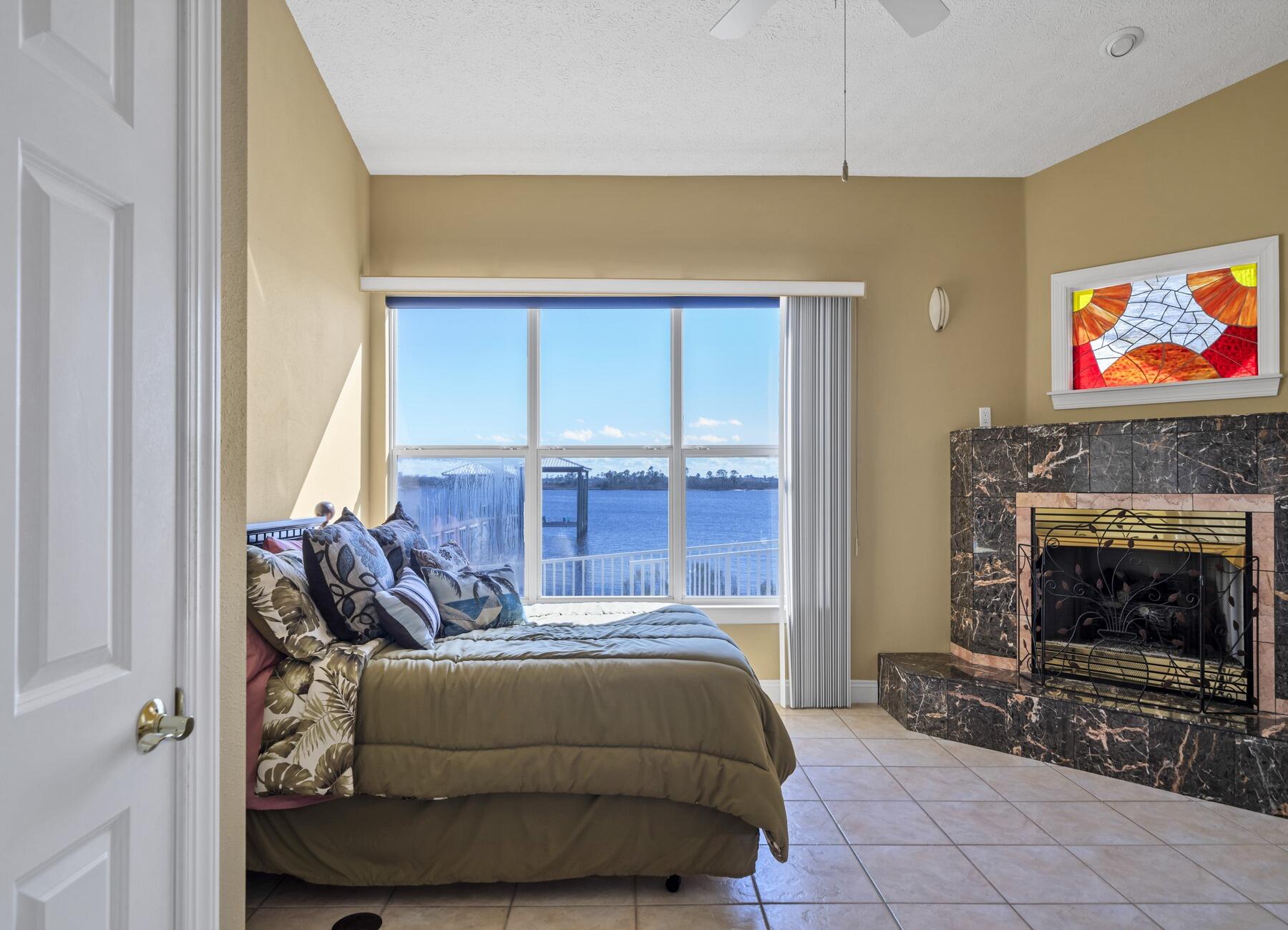 NORTHSHORE ADDN PH 7 - Residential