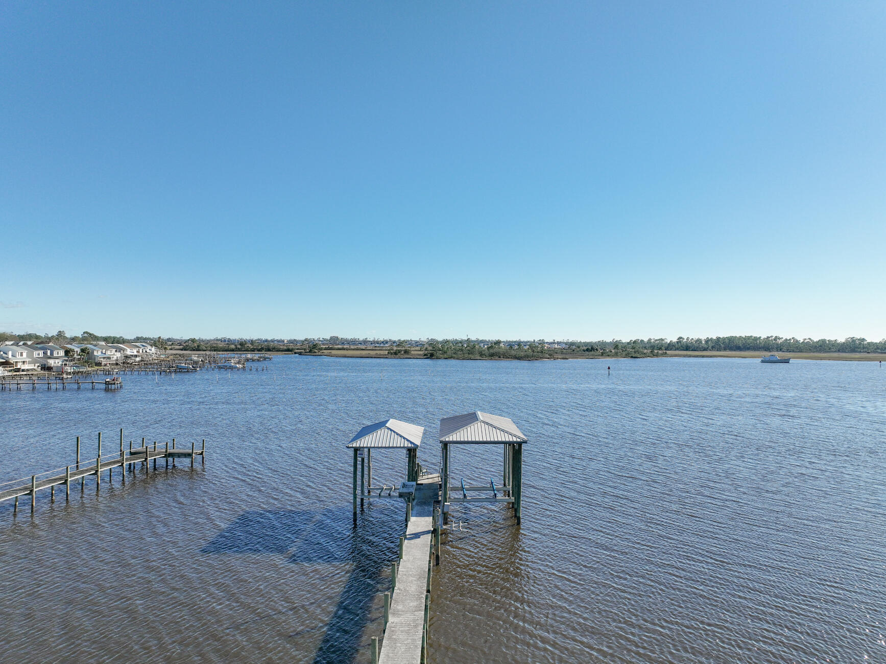 NORTHSHORE ADDN PH 7 - Residential