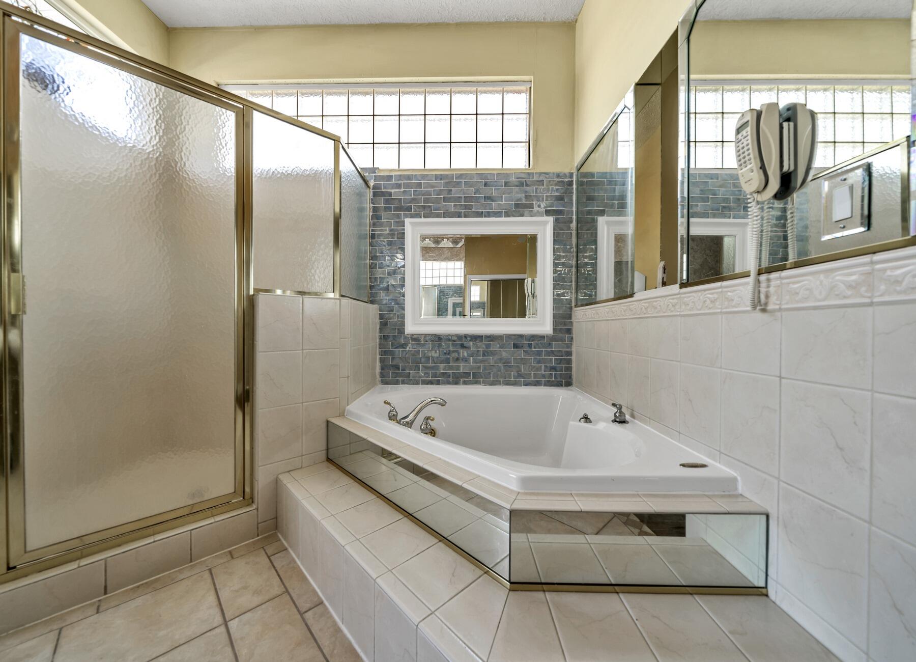 NORTHSHORE ADDN PH 7 - Residential