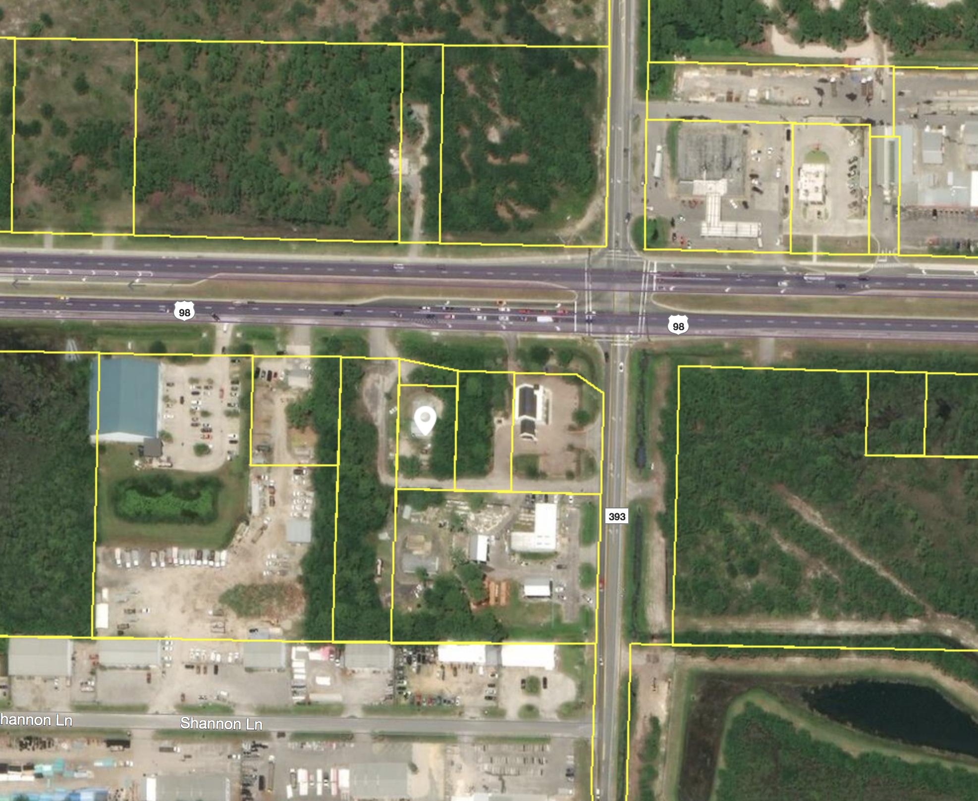Listed for Comp. purposes only. 3 Parcels making up 1.22 acres. Located South of 98 just West of Hancock Bank. Listing agent related to Seller. Sellers' licensed Realtors in the State of FL.