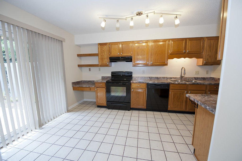 ROYAL OAKS - Residential