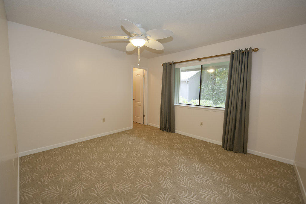 ROYAL OAKS - Residential