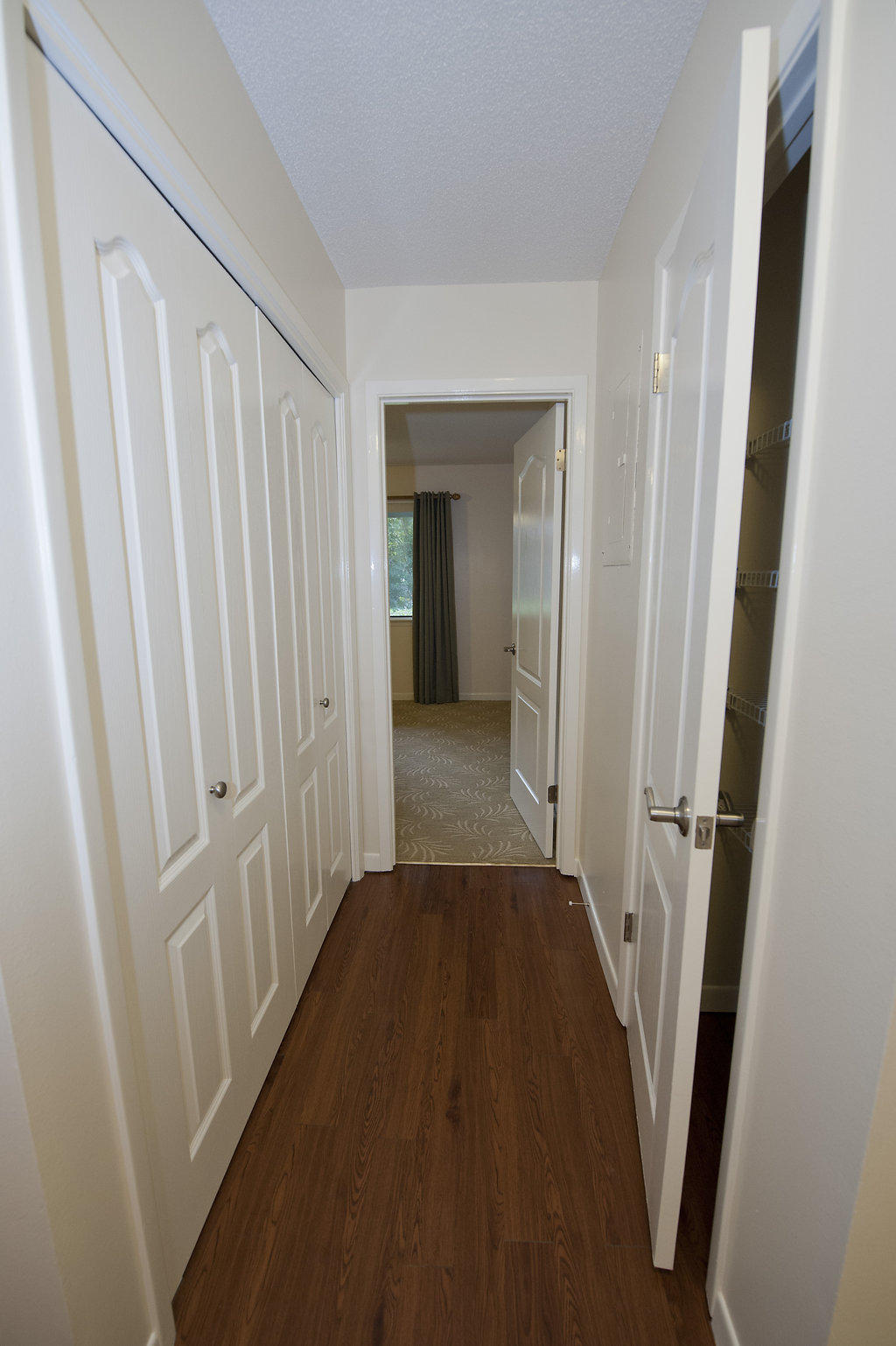 ROYAL OAKS - Residential