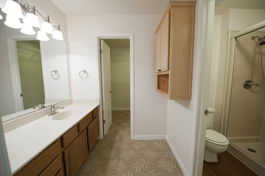 ROYAL OAKS - Residential