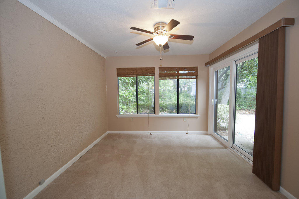 ROYAL OAKS - Residential