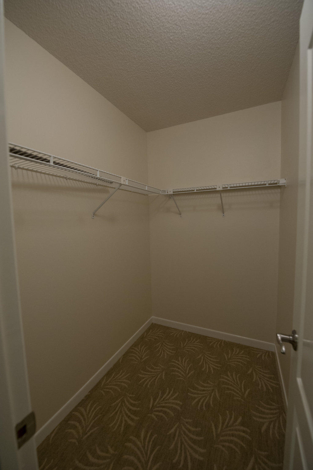 ROYAL OAKS - Residential