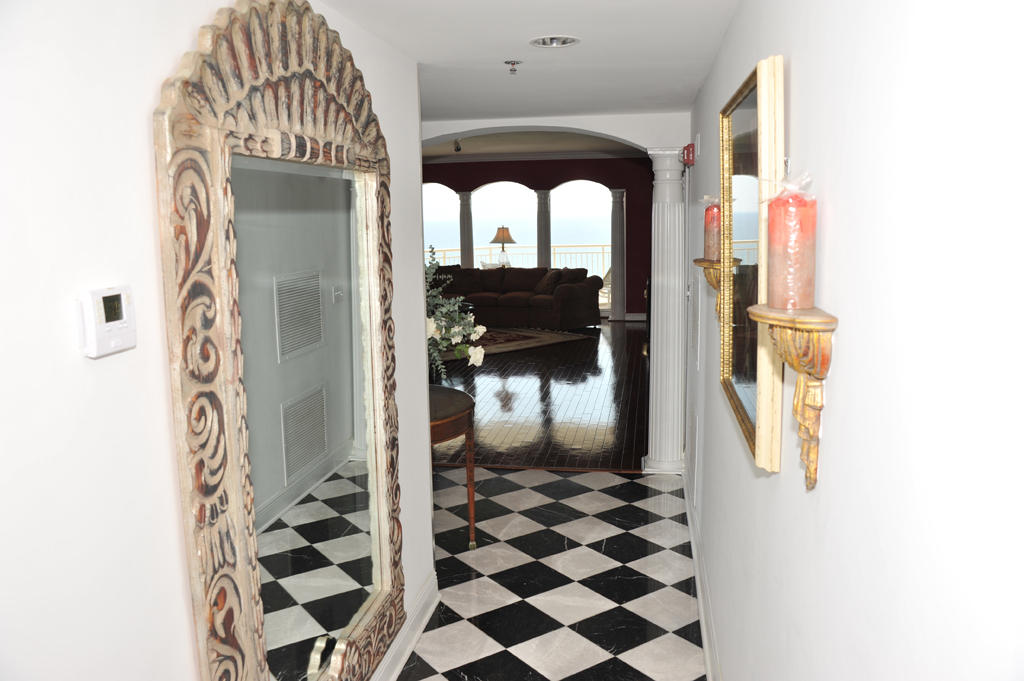 BELLE MER CONDOMINIUM - Residential