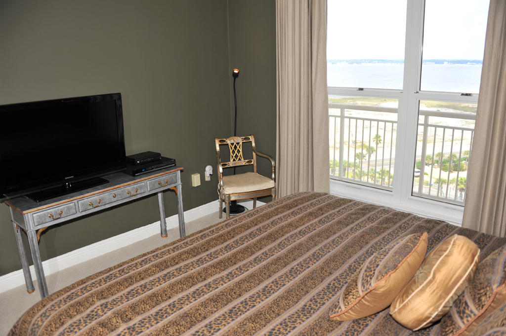 BELLE MER CONDOMINIUM - Residential