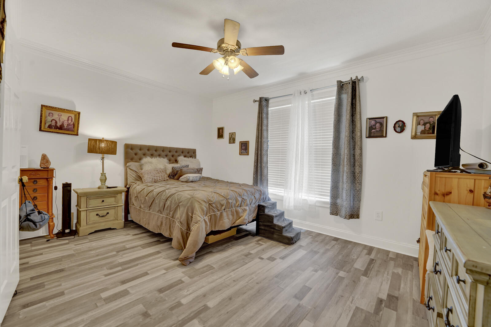 Kirkland Manor - Residential