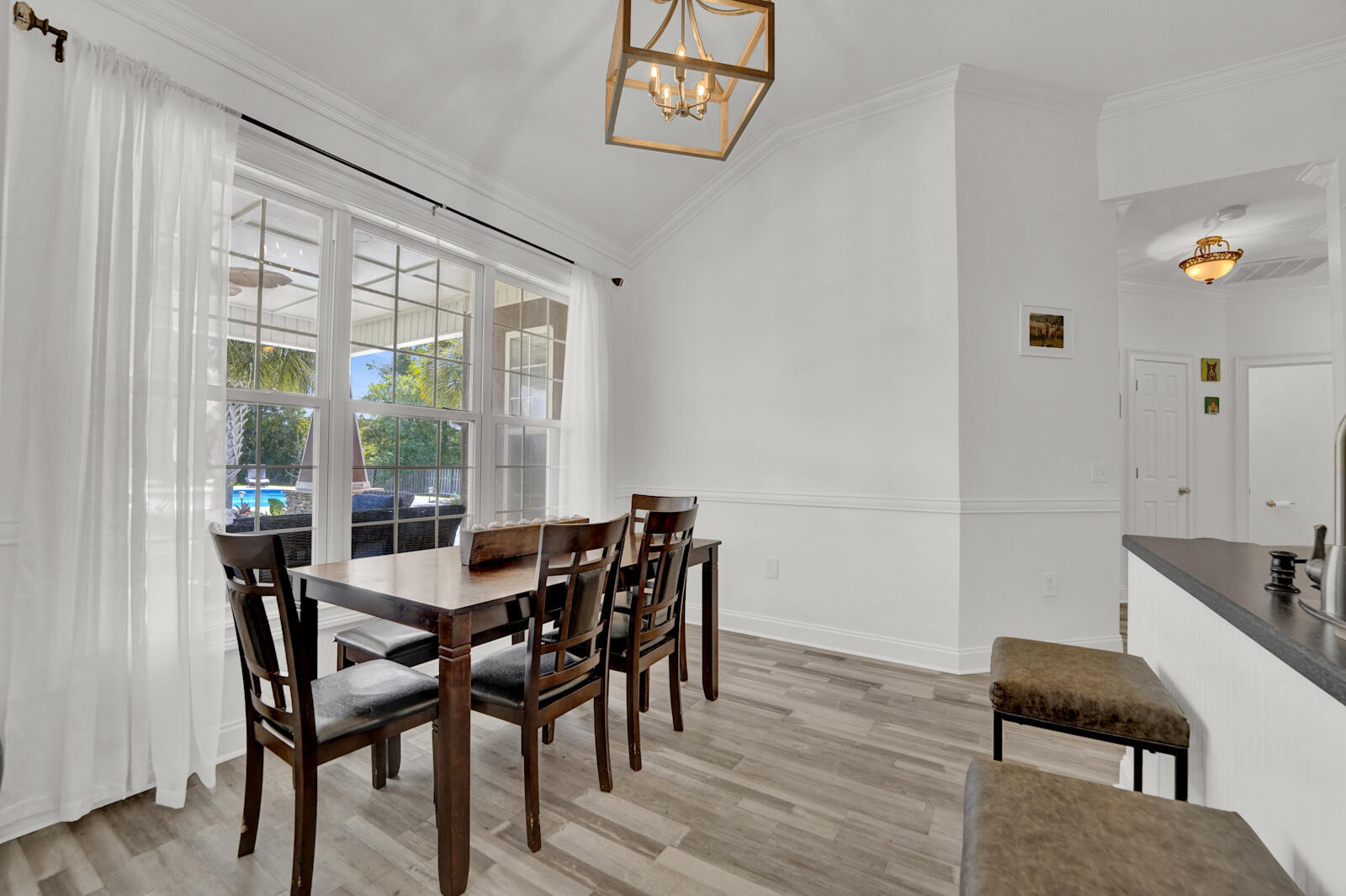 Kirkland Manor - Residential