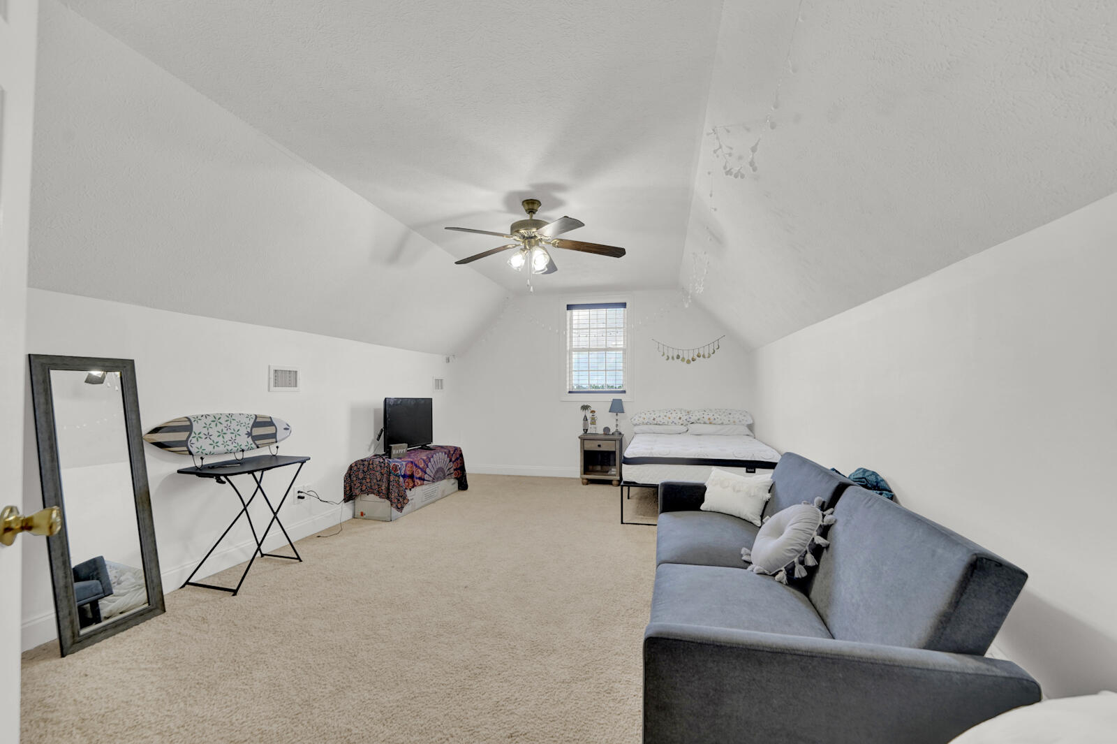 Kirkland Manor - Residential