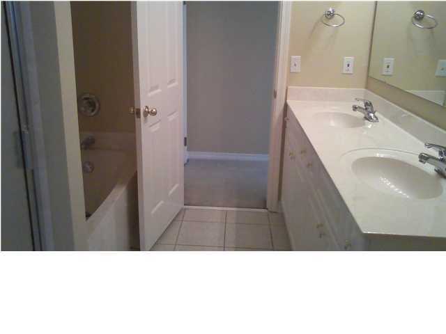 REFLECTIONS AT BLUEWATER BAY T/H - Residential Lease