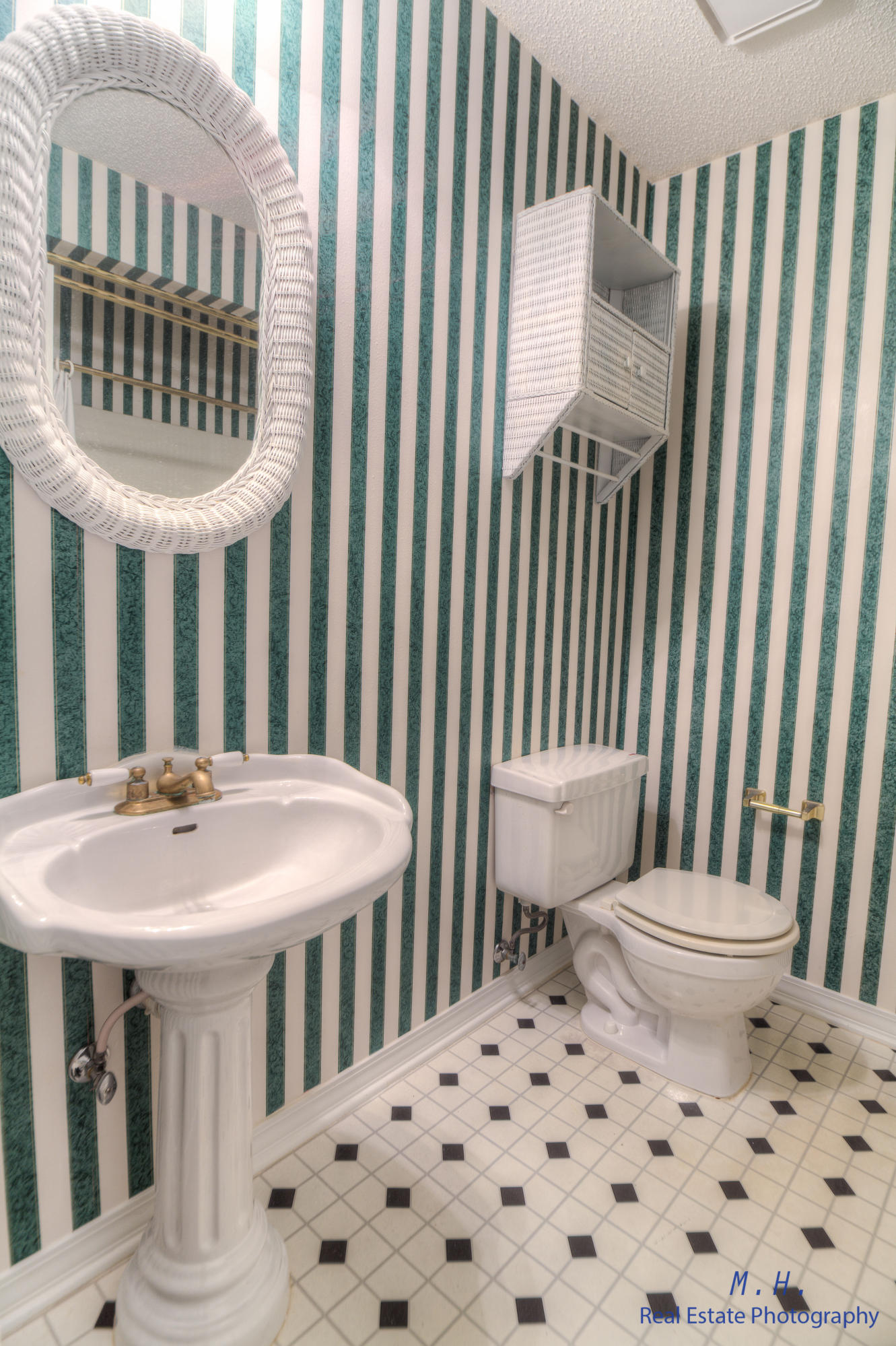 PINNACLE POINT - Residential