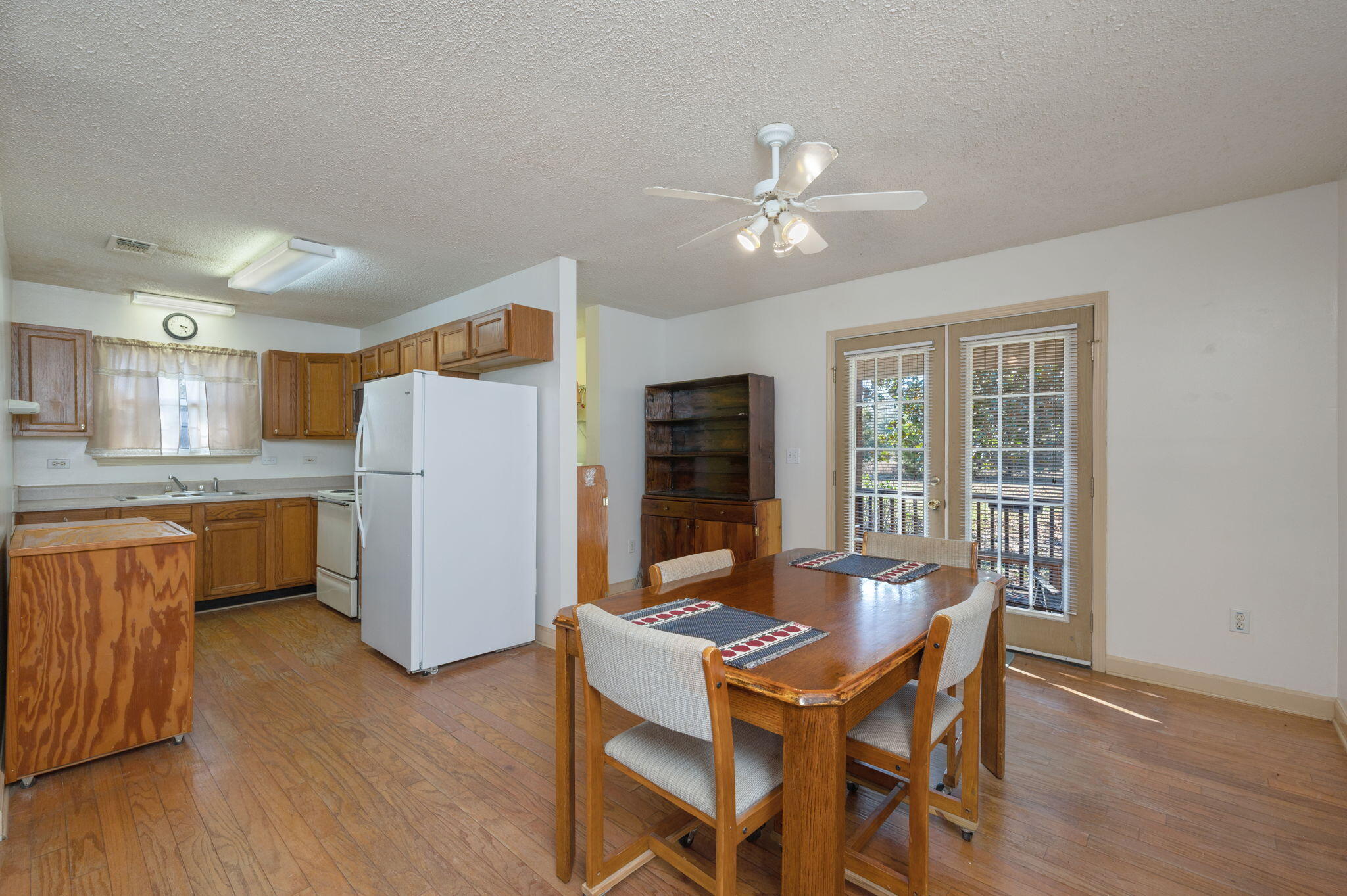 NORTH SUPERGROUP (221000.00) - Residential