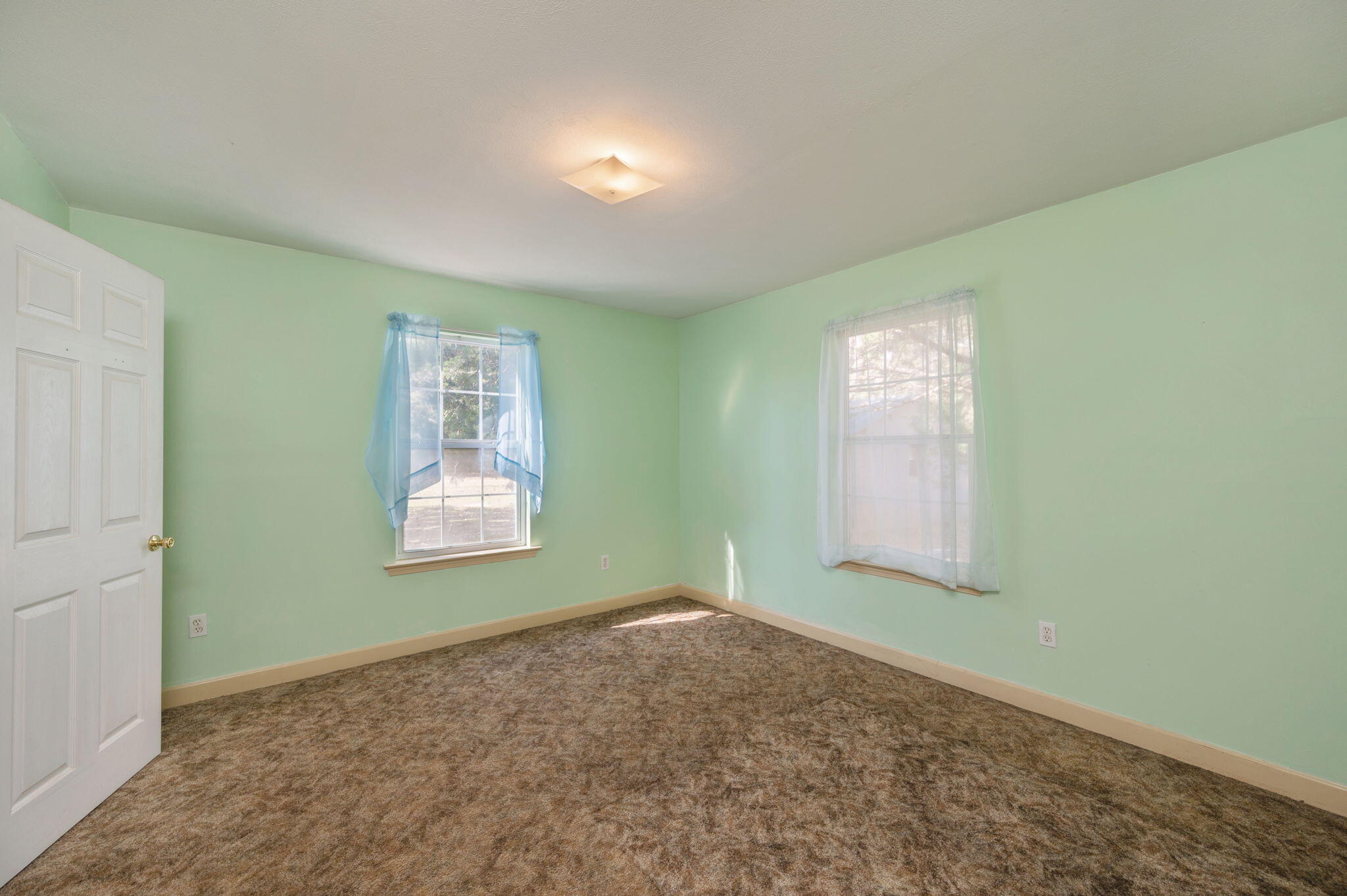 NORTH SUPERGROUP (221000.00) - Residential