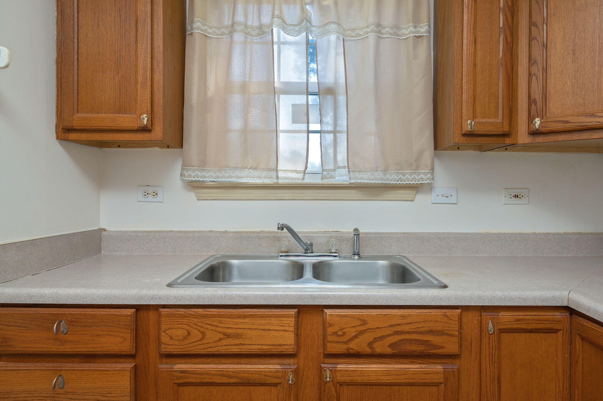 NORTH SUPERGROUP (221000.00) - Residential