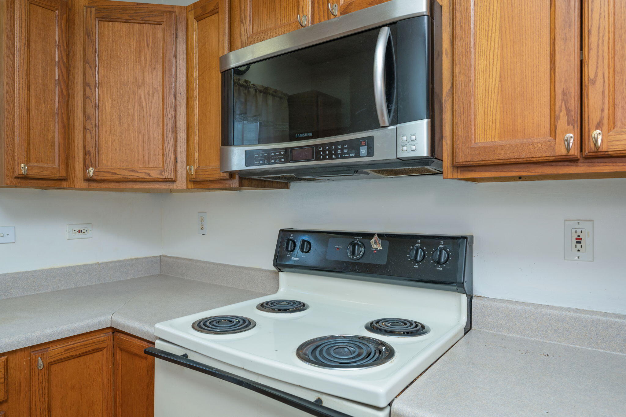 NORTH SUPERGROUP (221000.00) - Residential