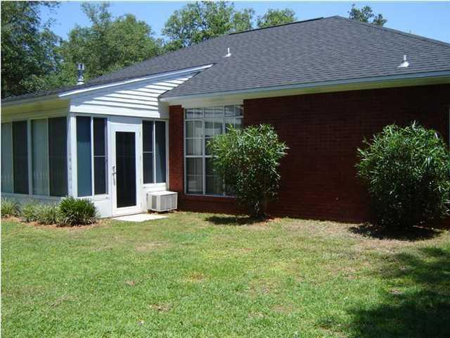 PARKWOOD COURT AT BLUEWATER BAY - Residential Lease