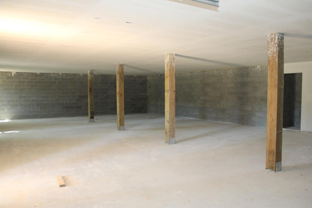 HUNTERS' RIDGE - Residential