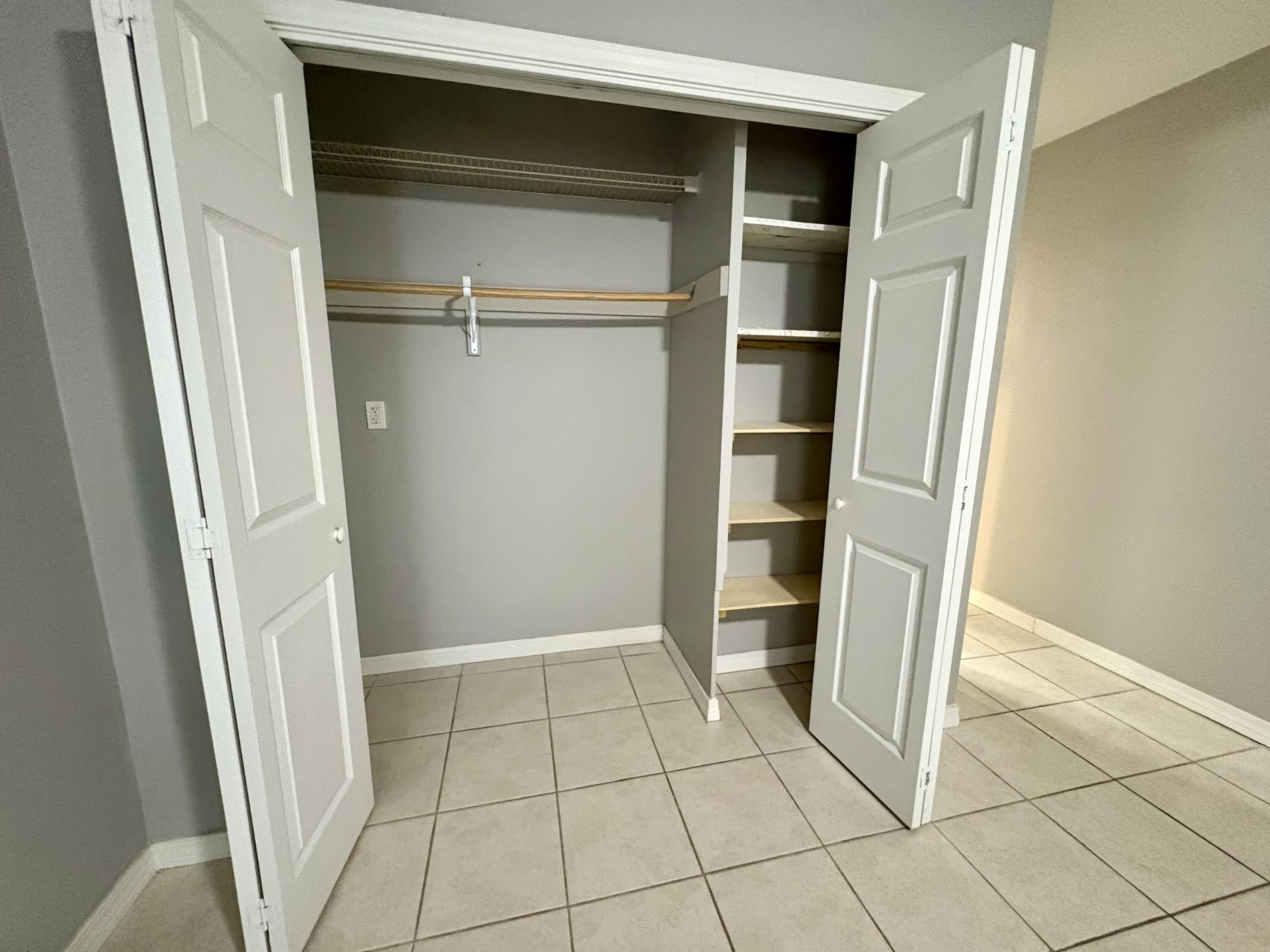 SPANISH VILLAS CONDO - Residential