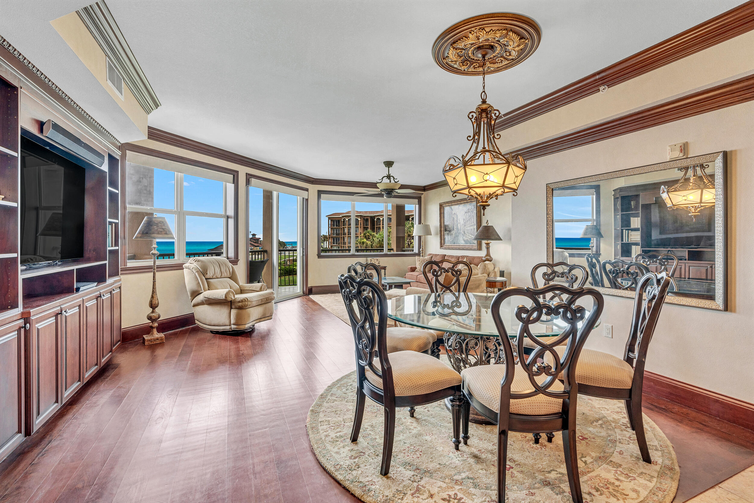 MEDITERRANEA - Residential