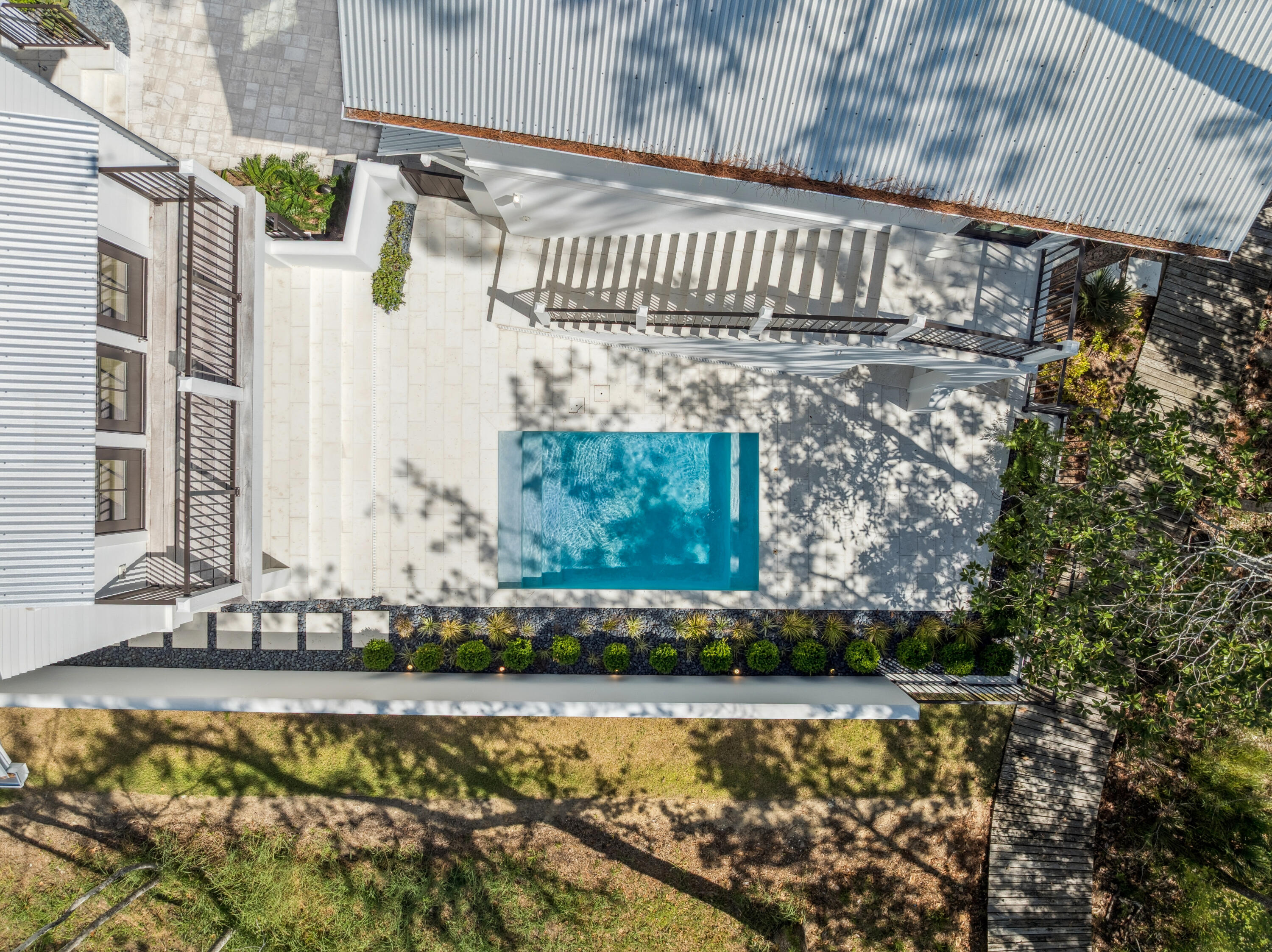 CHURCHILL OAKS - Residential