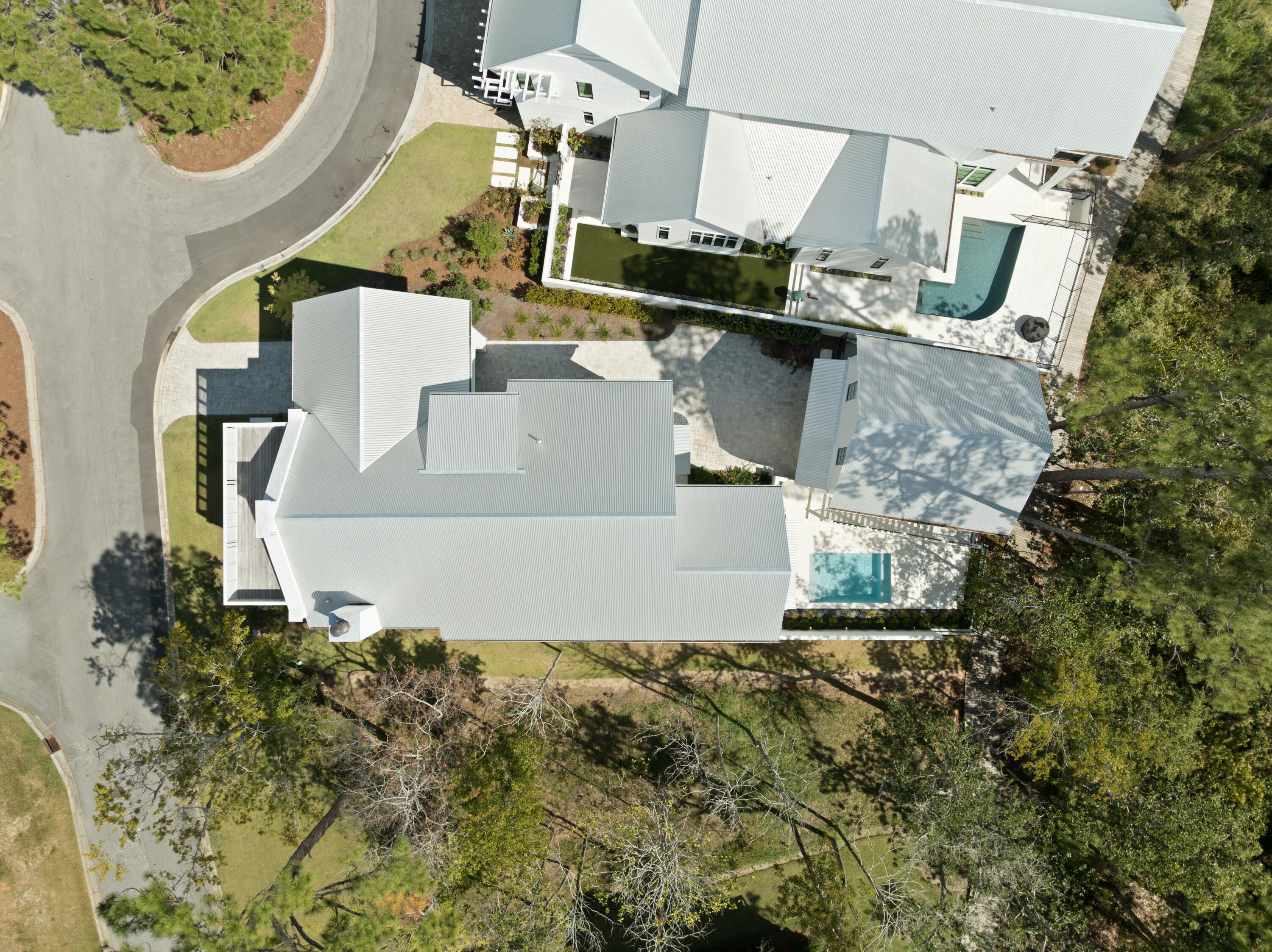CHURCHILL OAKS - Residential