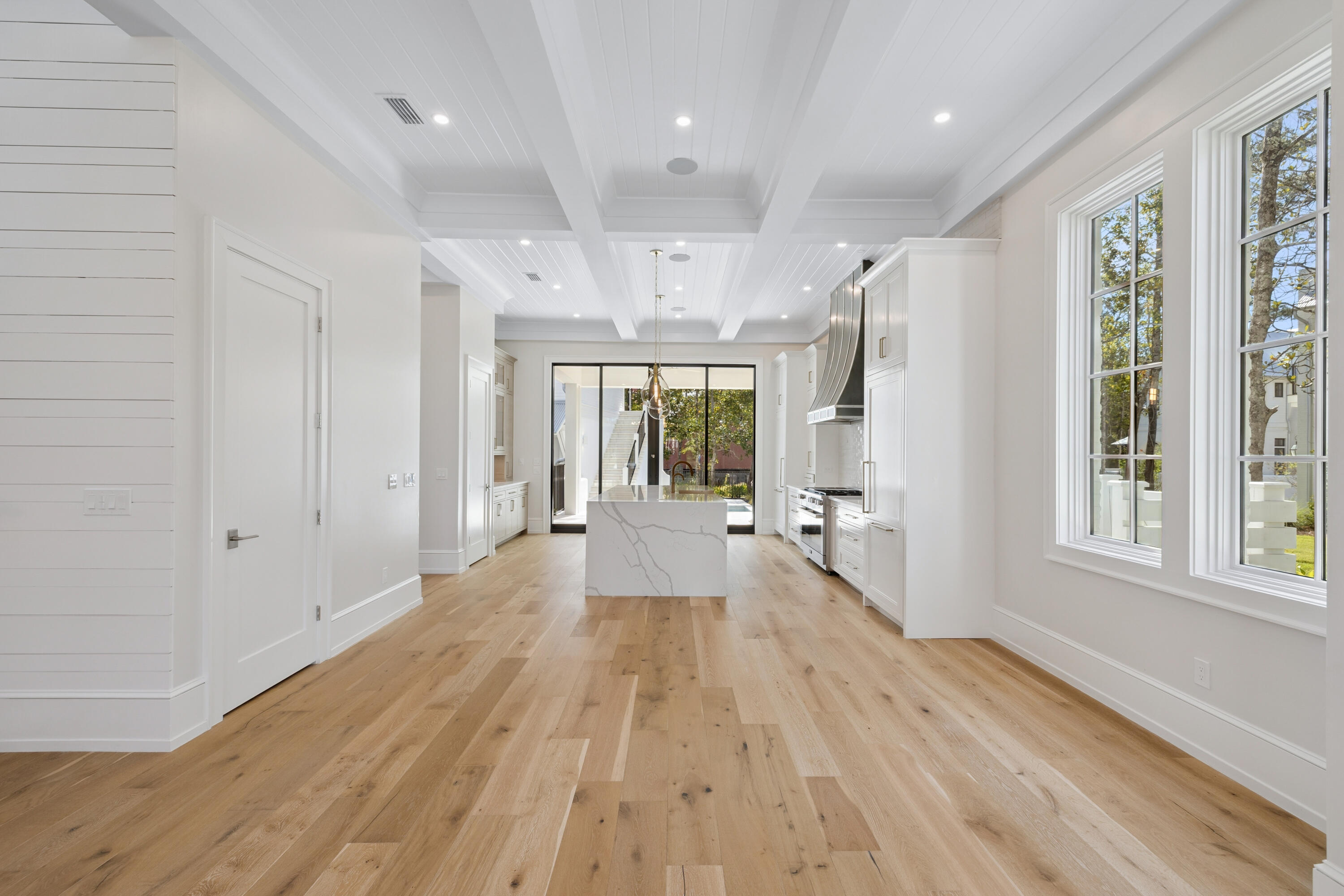 CHURCHILL OAKS - Residential