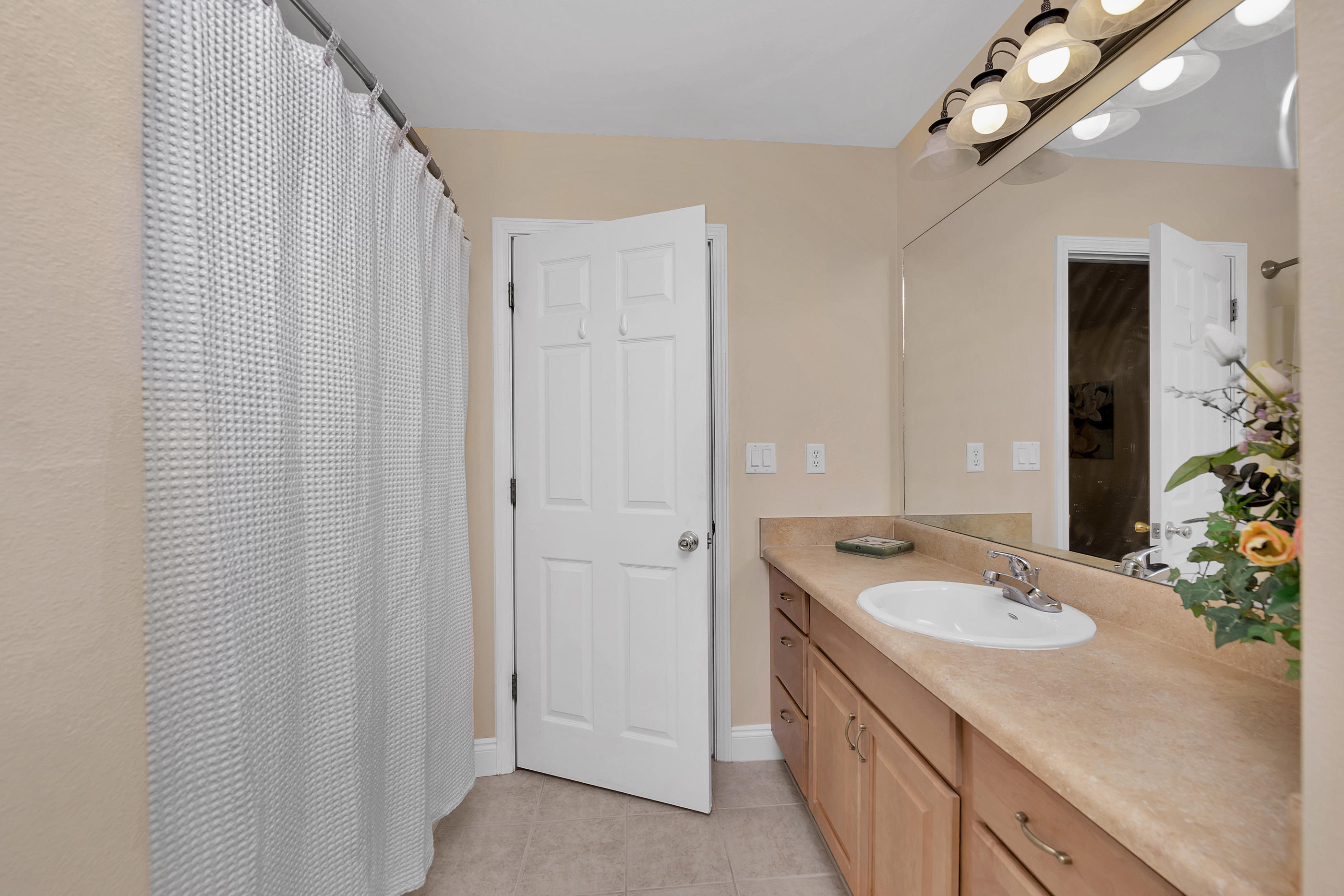 OAKDALE MINI FARMS - Residential