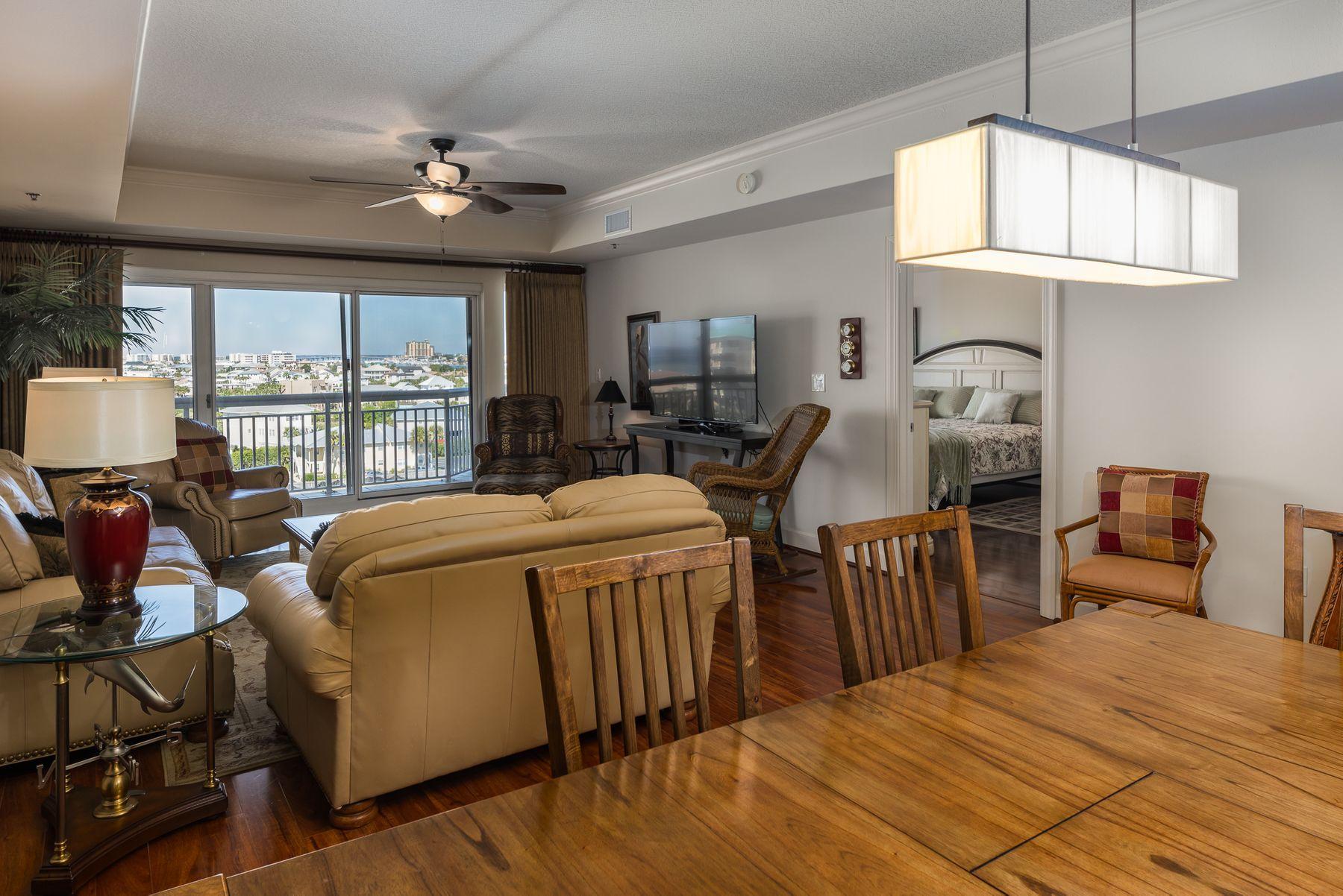 HARBOR LANDING - Residential