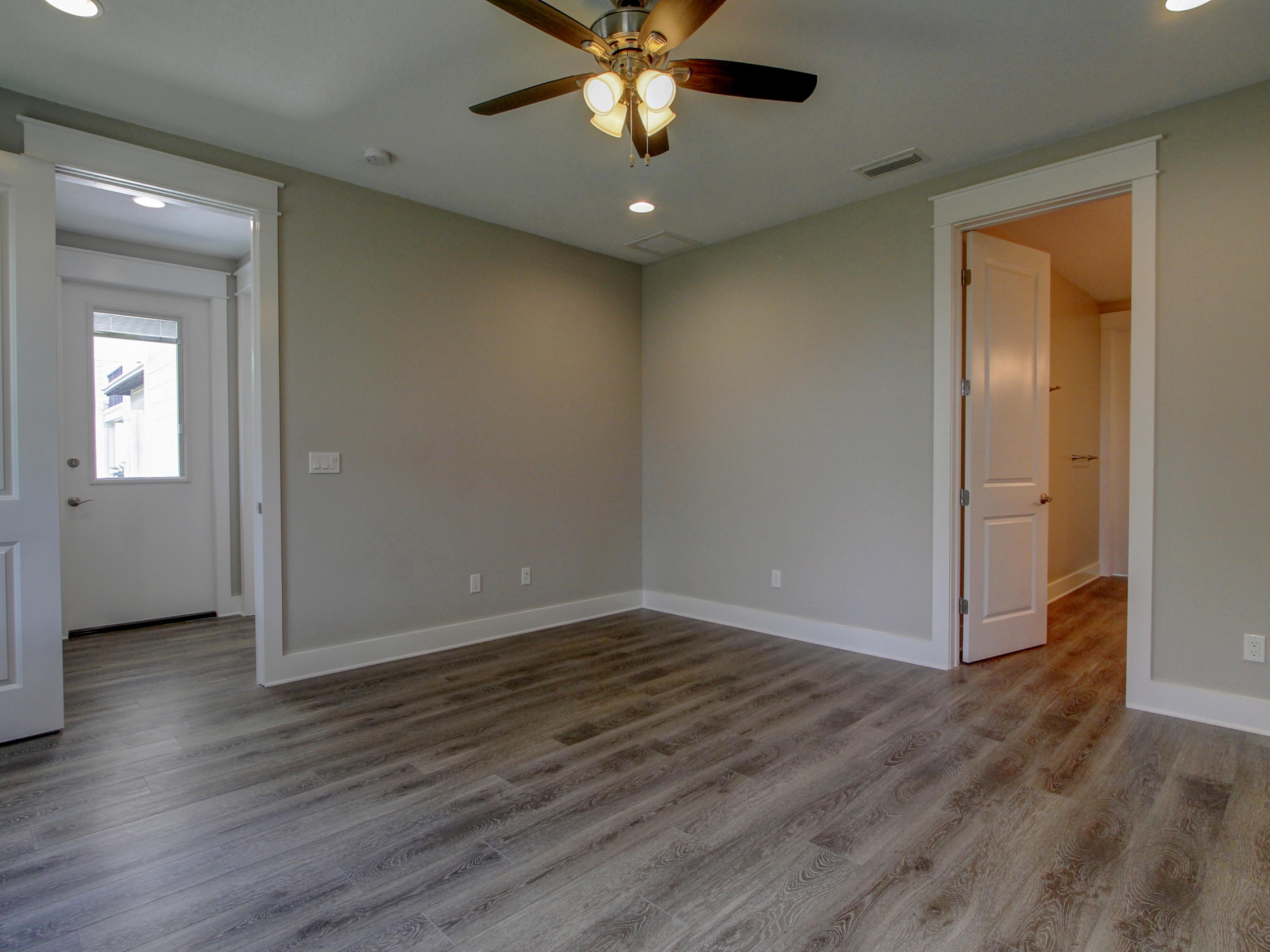 FRANGISTA BEACH 2ND ADDN - Residential