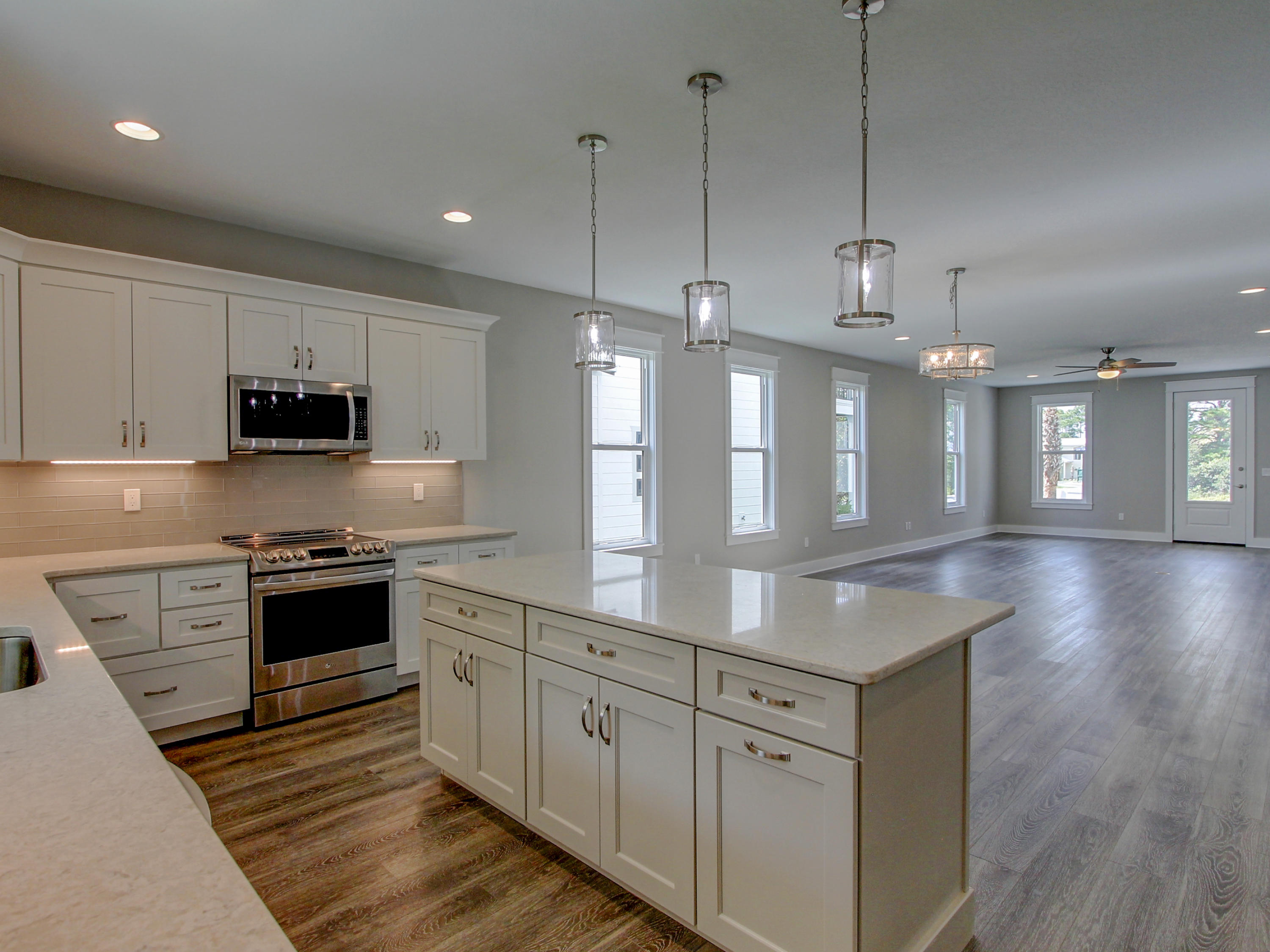 FRANGISTA BEACH 2ND ADDN - Residential