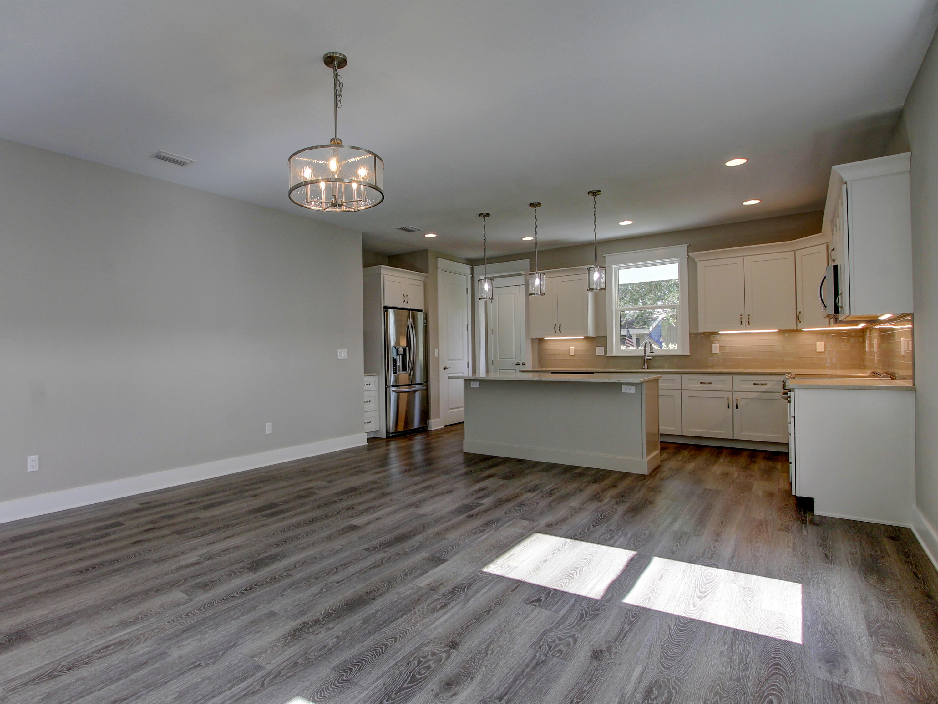 FRANGISTA BEACH 2ND ADDN - Residential