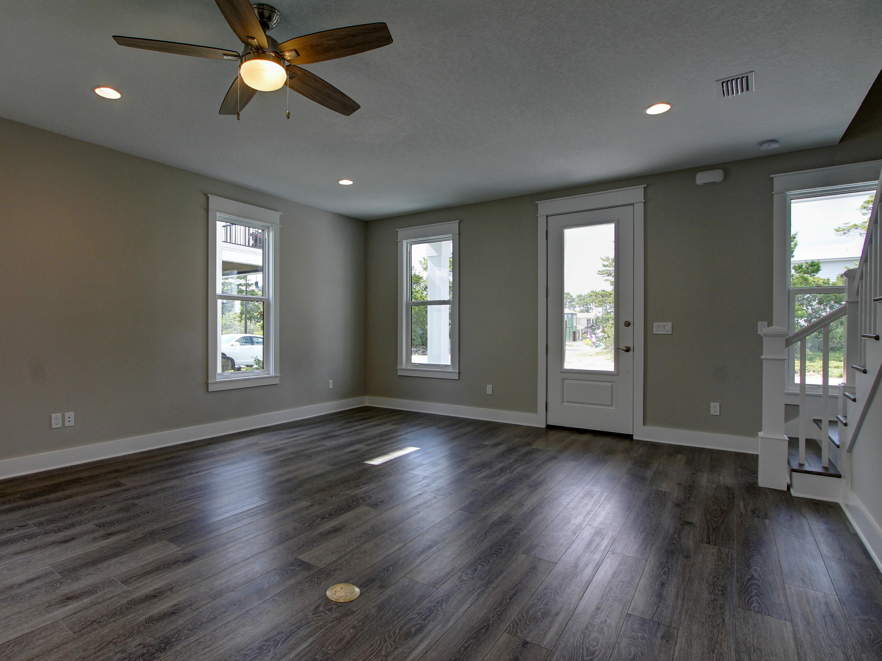 FRANGISTA BEACH 2ND ADDN - Residential