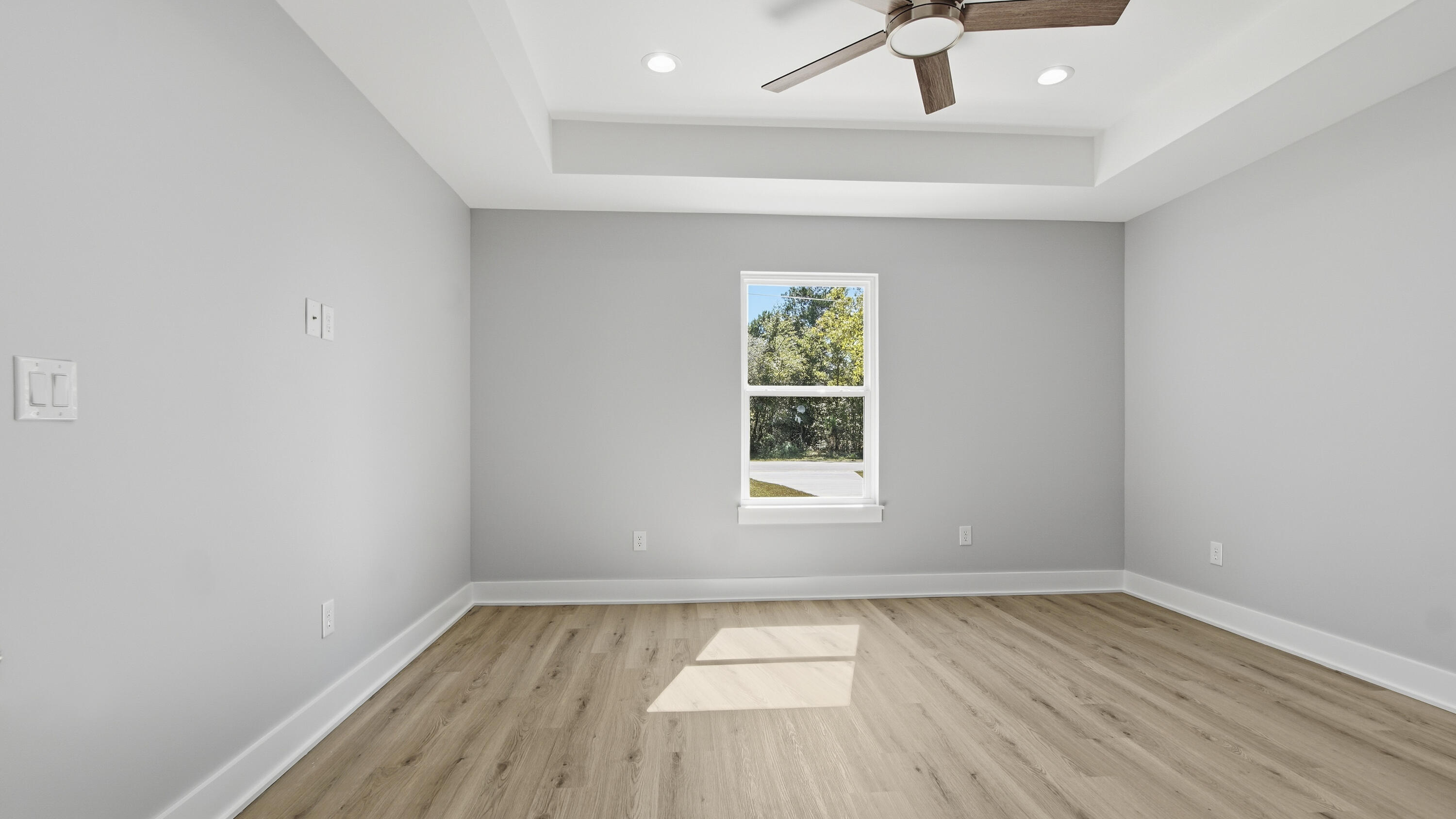 OAKWOOD HILLS UNIT 1 - Residential