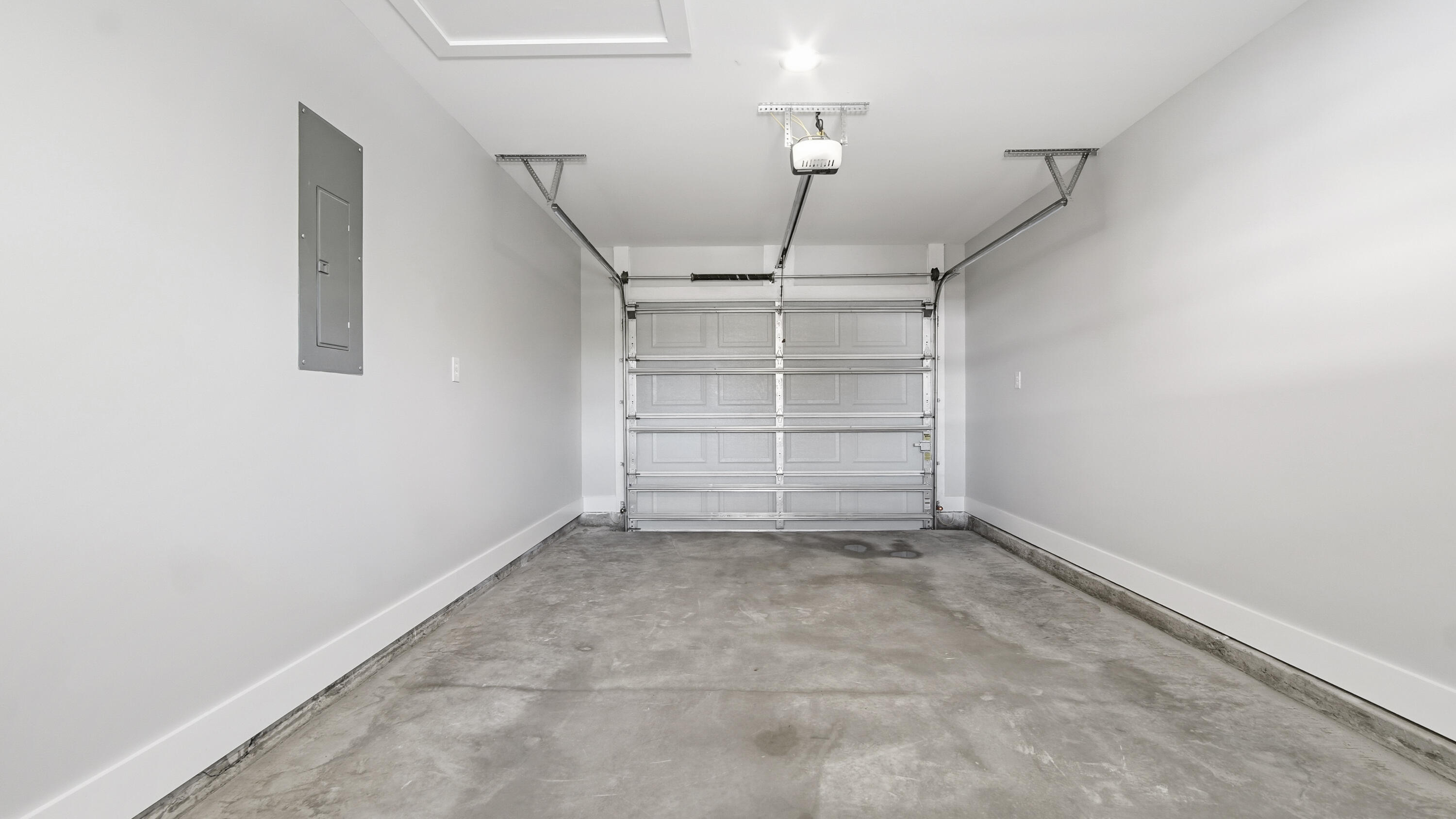 OAKWOOD HILLS UNIT 1 - Residential