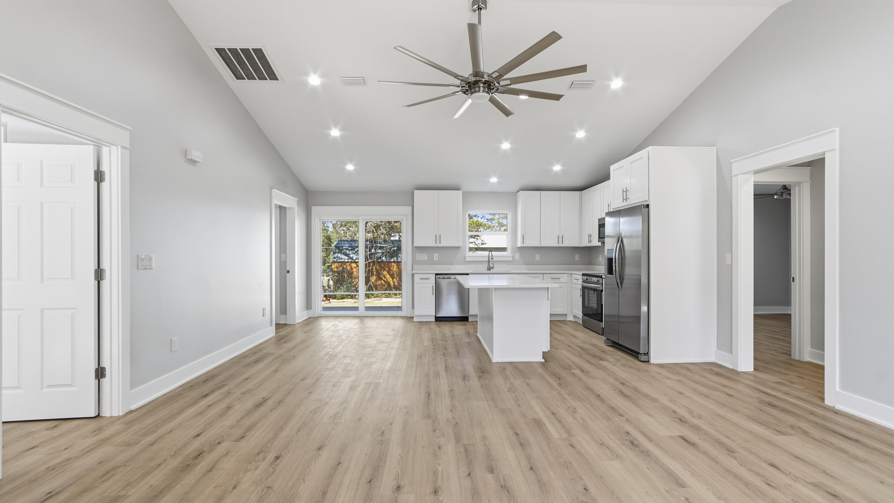OAKWOOD HILLS UNIT 1 - Residential