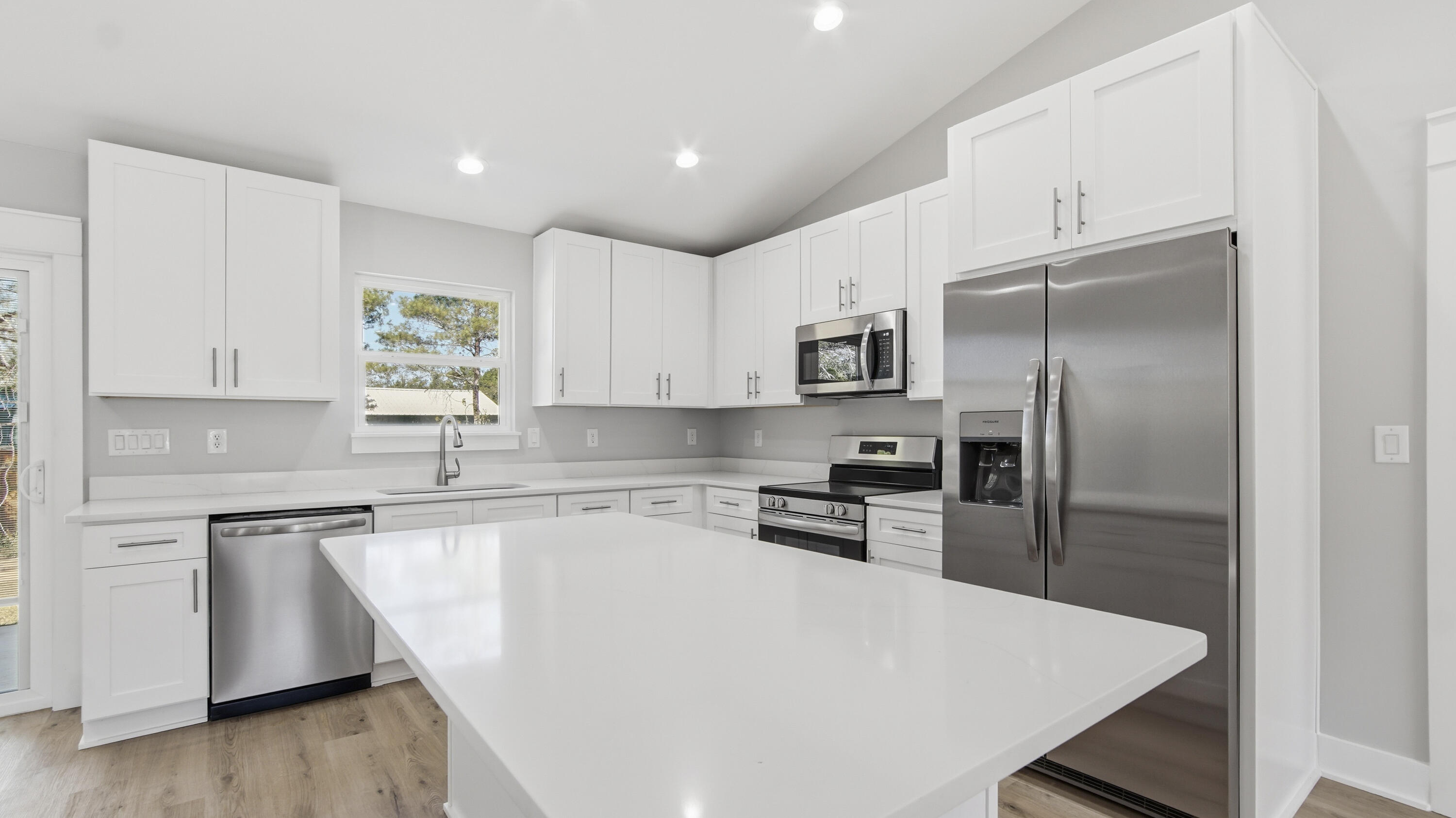 OAKWOOD HILLS UNIT 1 - Residential