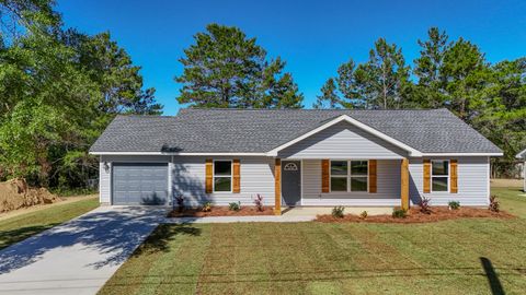 Photo of 94 W Oleander Avenue, DeFuniak Springs, FL 32433 (MLS # 988376)