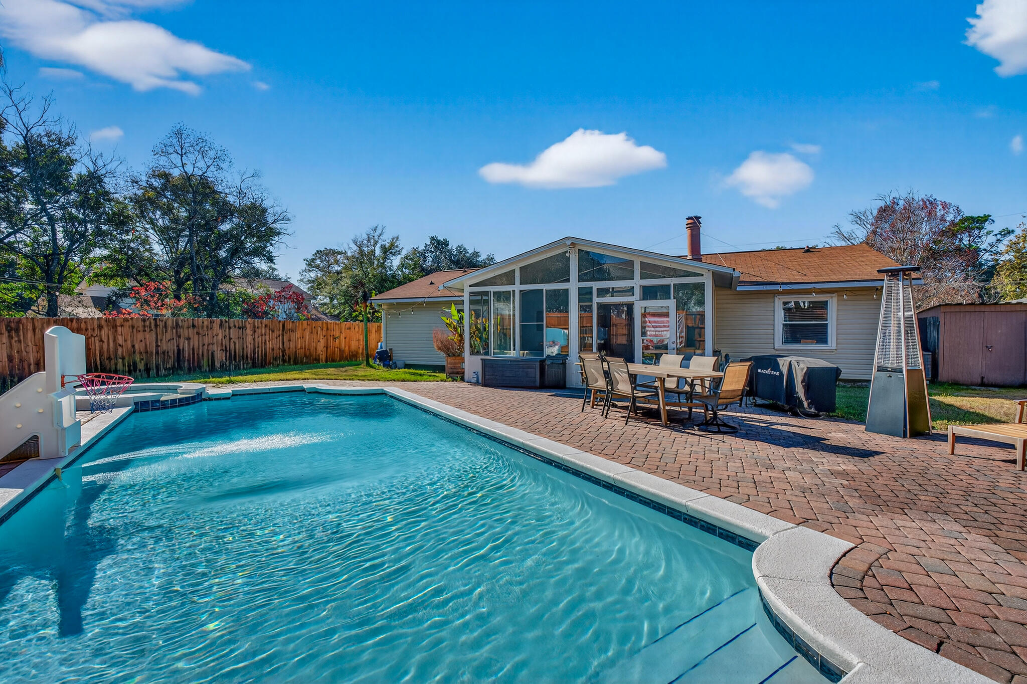 LISETTE ESTATES - Residential