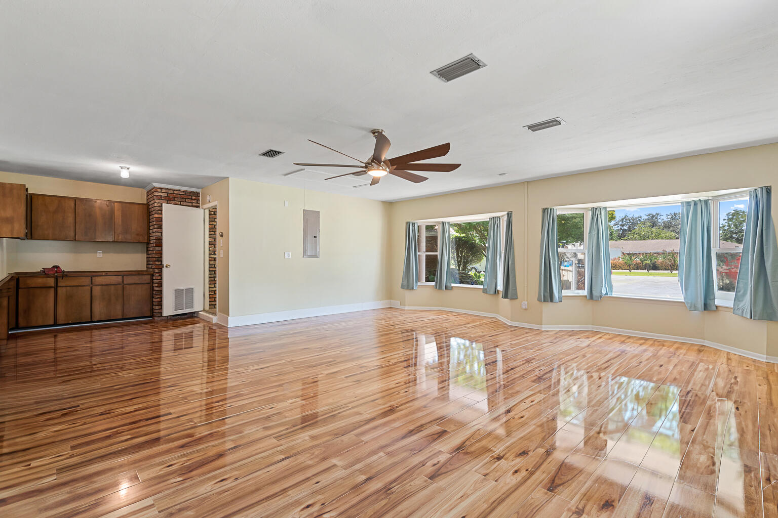 Poquito Bayou - Residential Lease