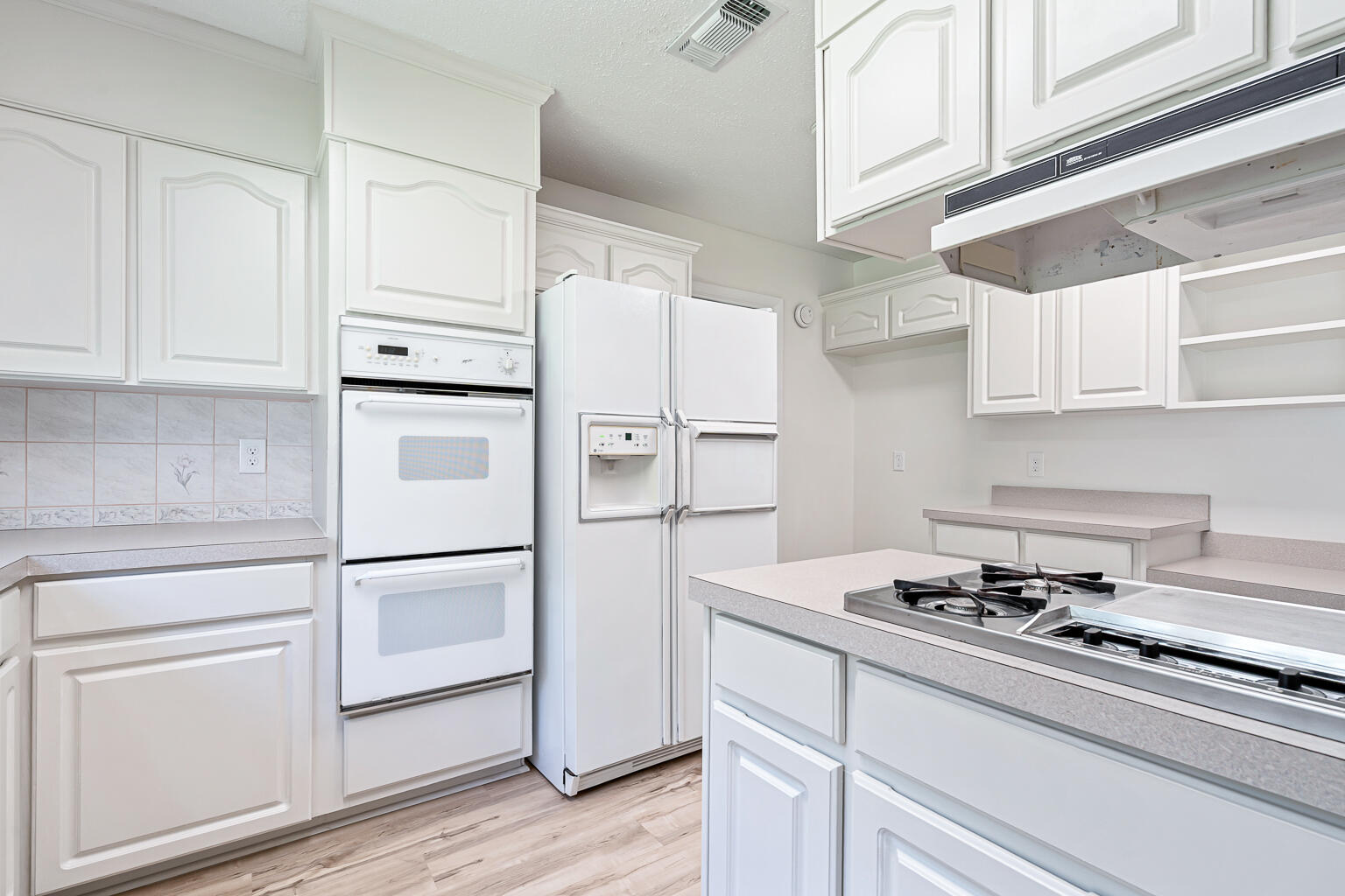 Poquito Bayou - Residential Lease