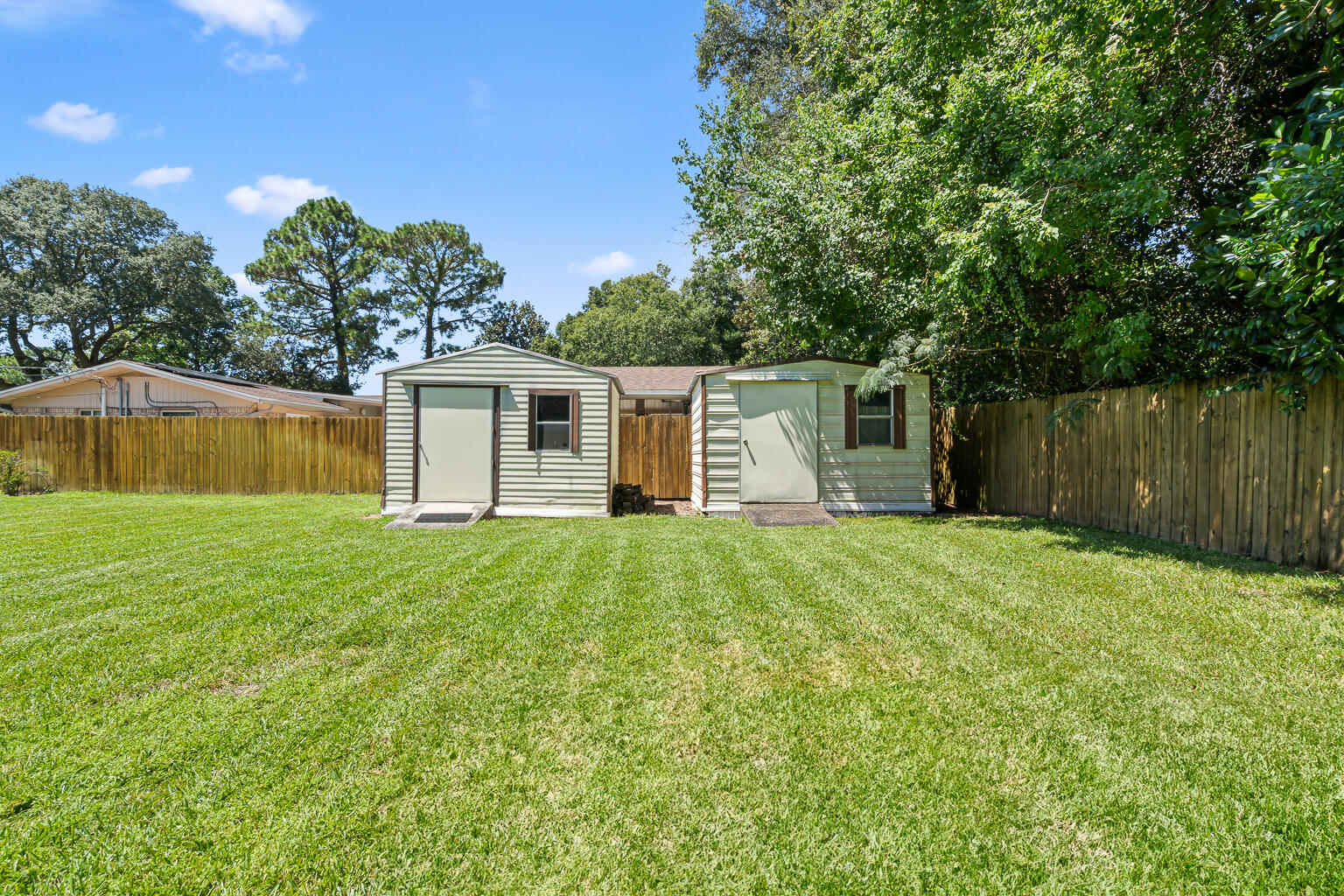 Poquito Bayou - Residential Lease