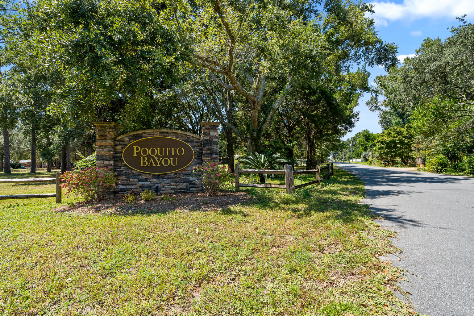 Poquito Bayou - Residential Lease