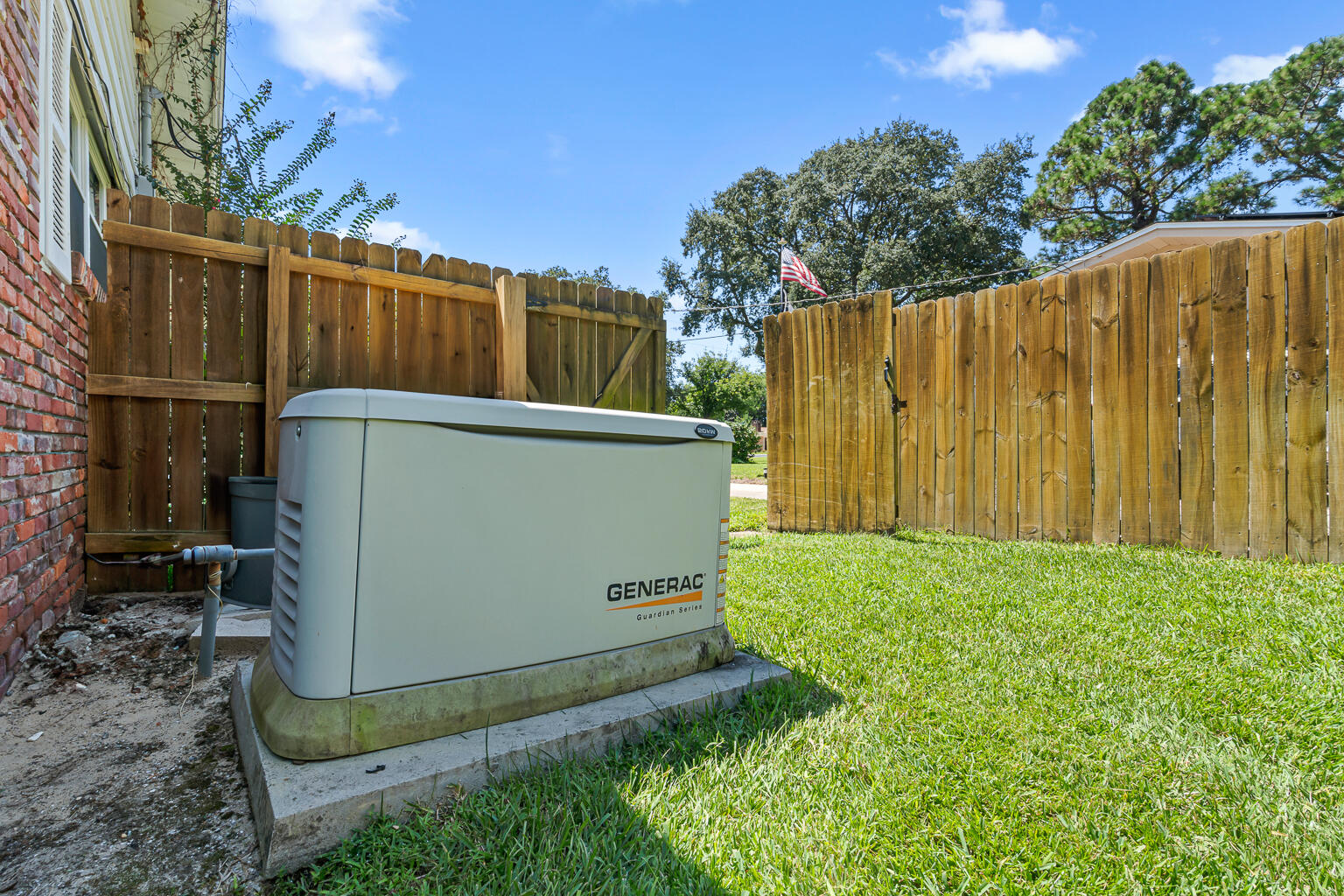 Poquito Bayou - Residential Lease