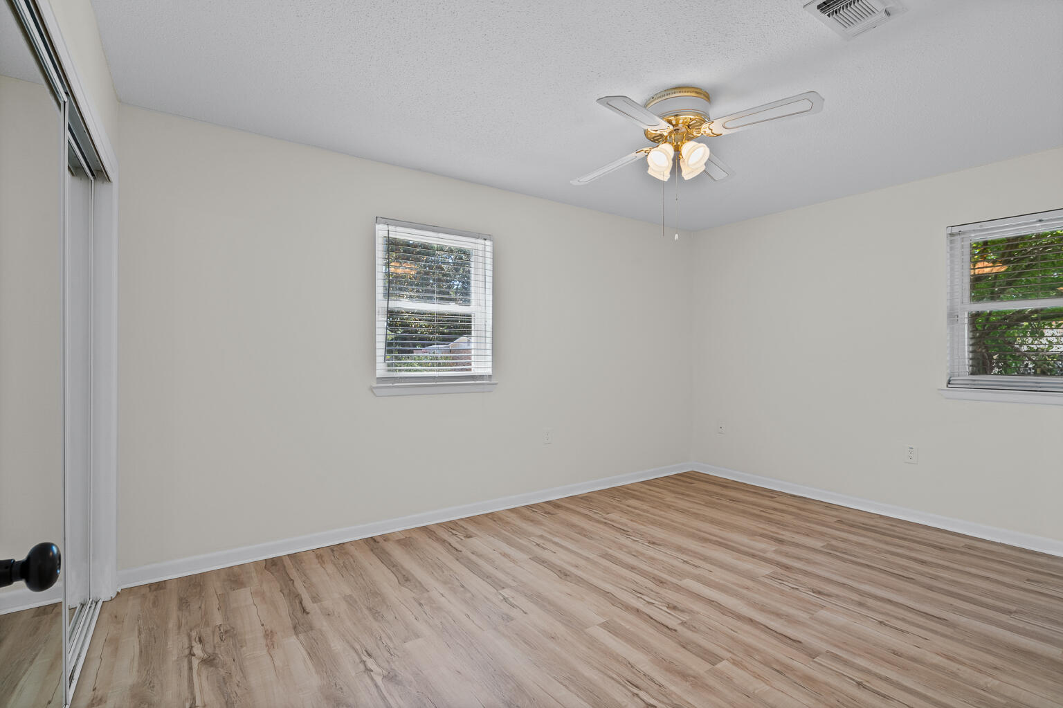 Poquito Bayou - Residential Lease