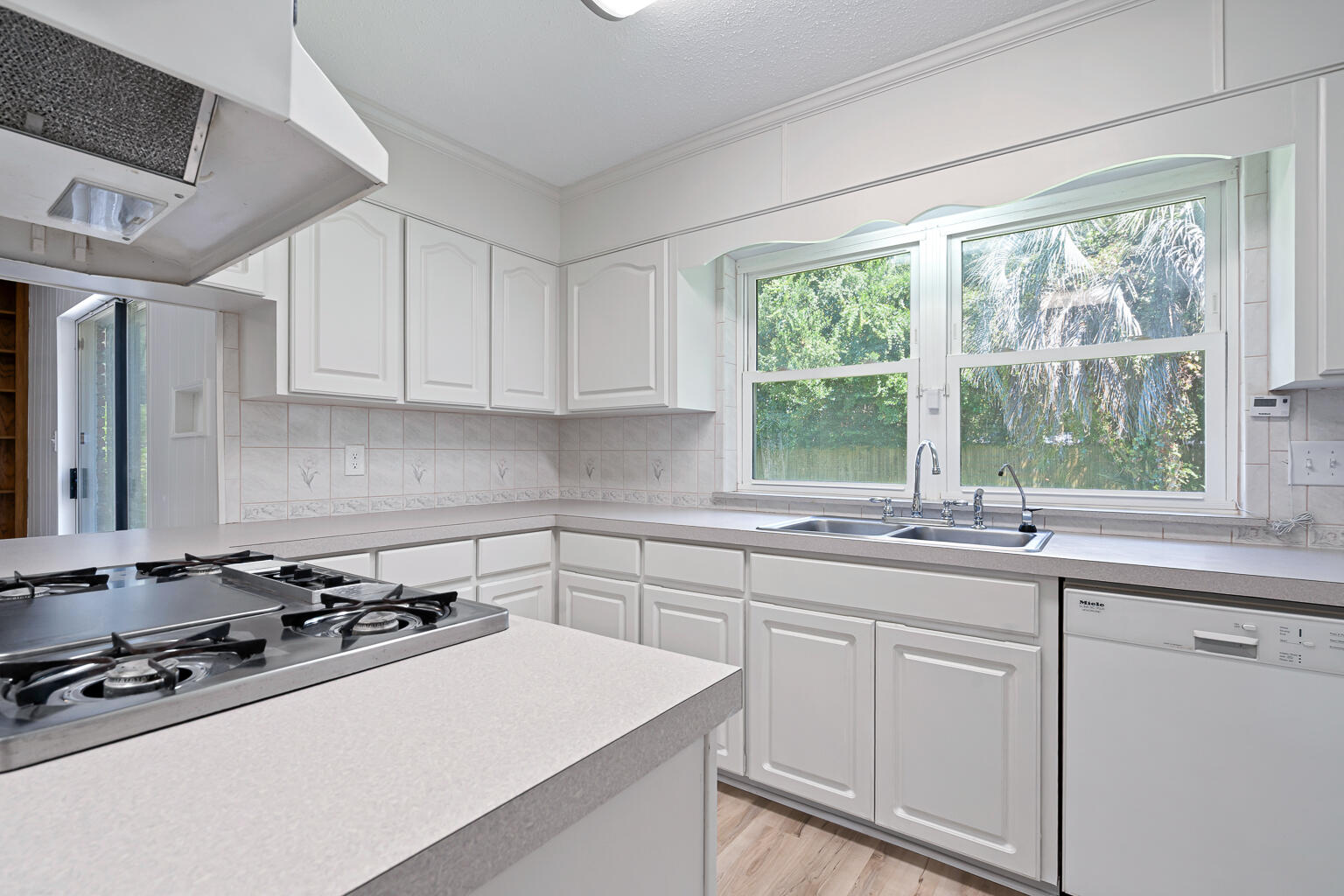 Poquito Bayou - Residential Lease