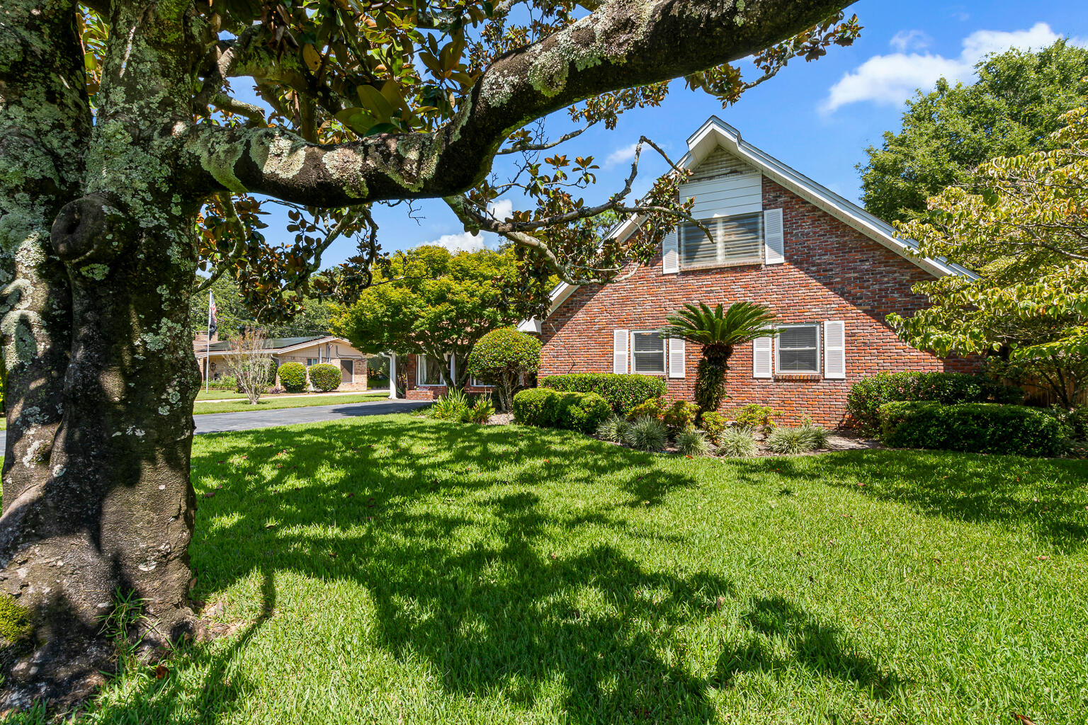Poquito Bayou - Residential Lease