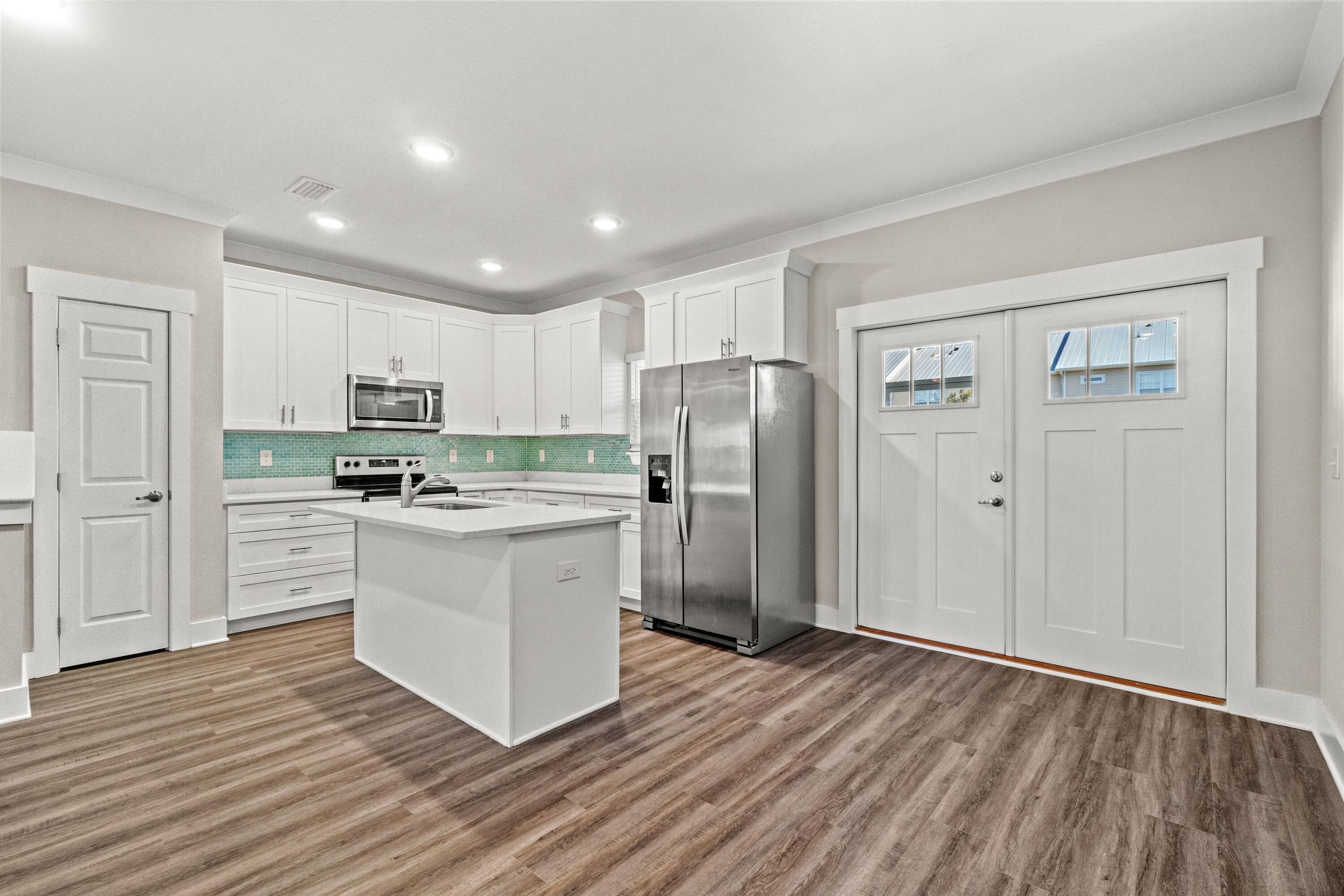 VERANDAS AT FREEPORT - Residential