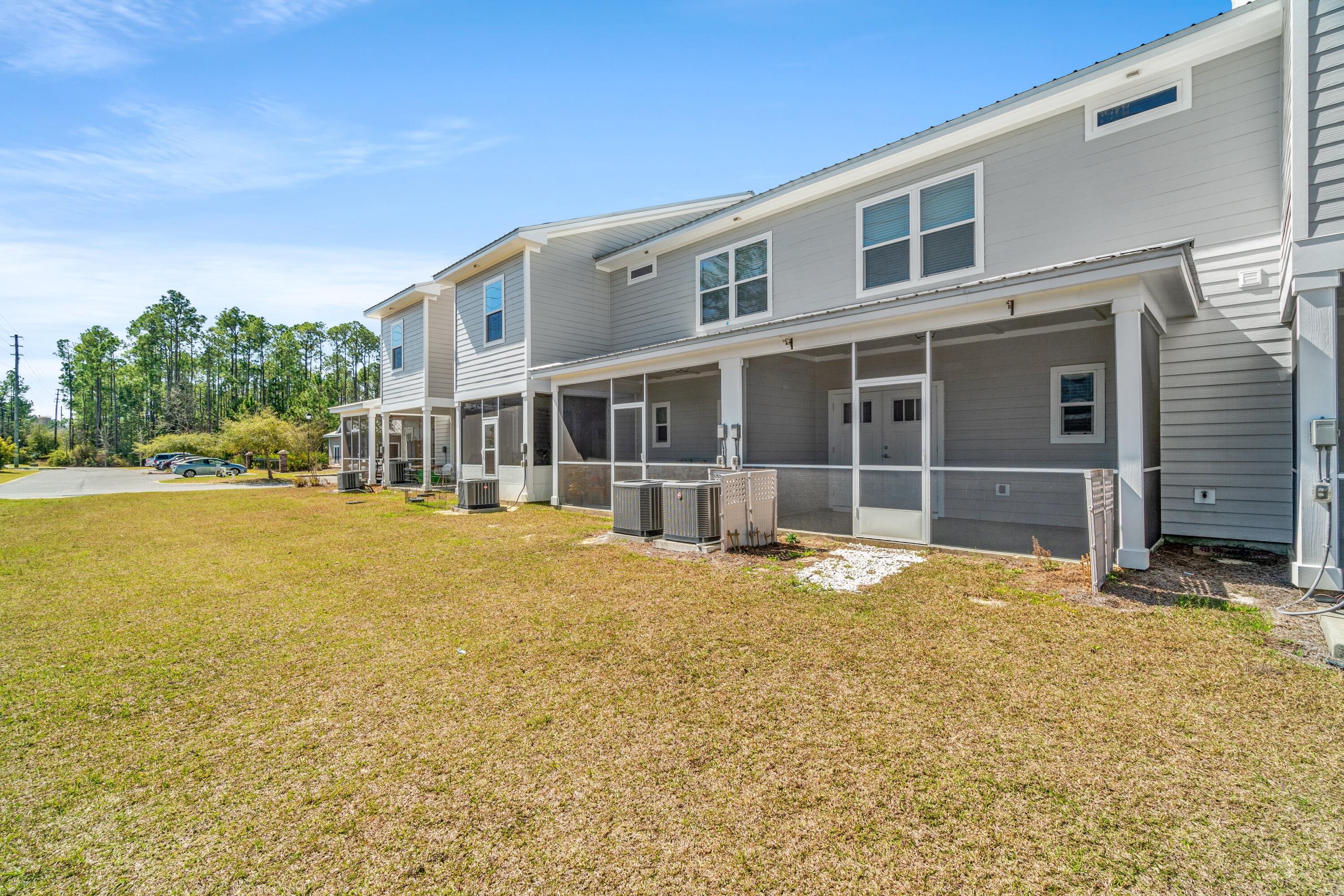 VERANDAS AT FREEPORT - Residential